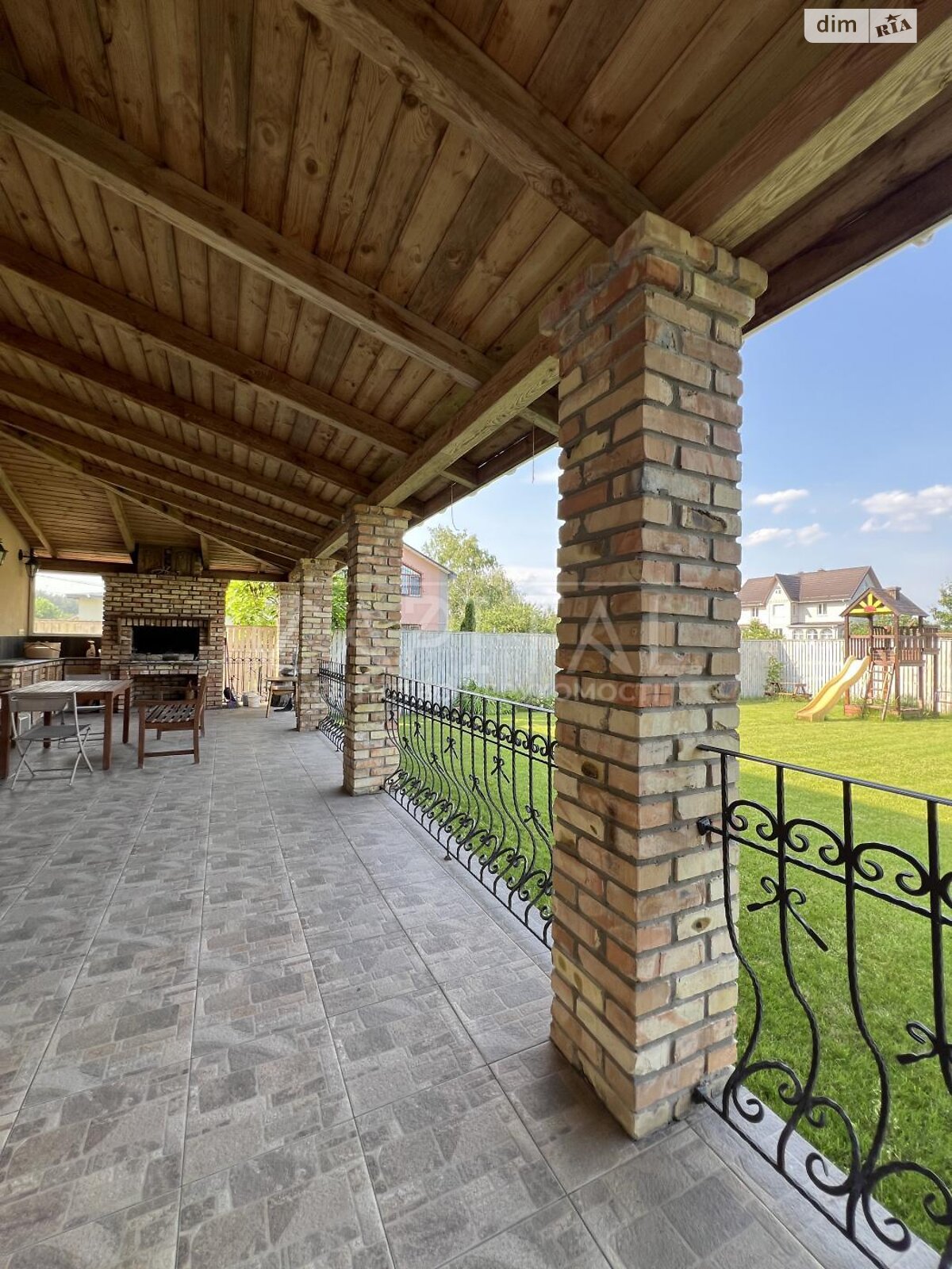 двоповерховий будинок, 230 кв. м, цегла. Продаж у Старих Петрівцях фото 1 двоповерховий будинок, 230 кв. м, цегла. Продаж у Старих Петрівцях фото 1