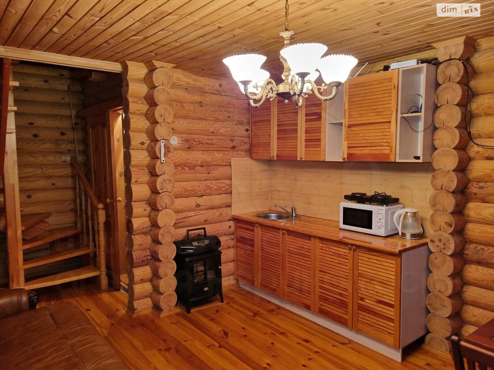 двухэтажный дом с ремонтом, 70 кв. м, сруб. Продажа в Старом Белоусе фото 1