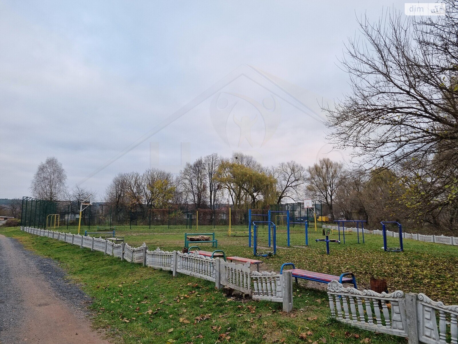 двухэтажный дом с ремонтом, 70 кв. м, сруб. Продажа в Старом Белоусе фото 1