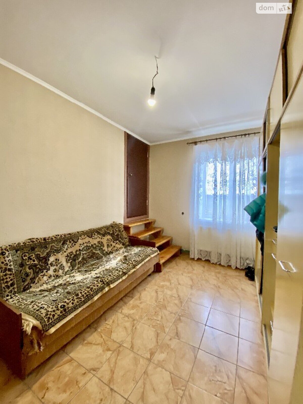 двухэтажный дом с балконом, 245 кв. м, кирпич. Продажа в Старом Белоусе фото 1