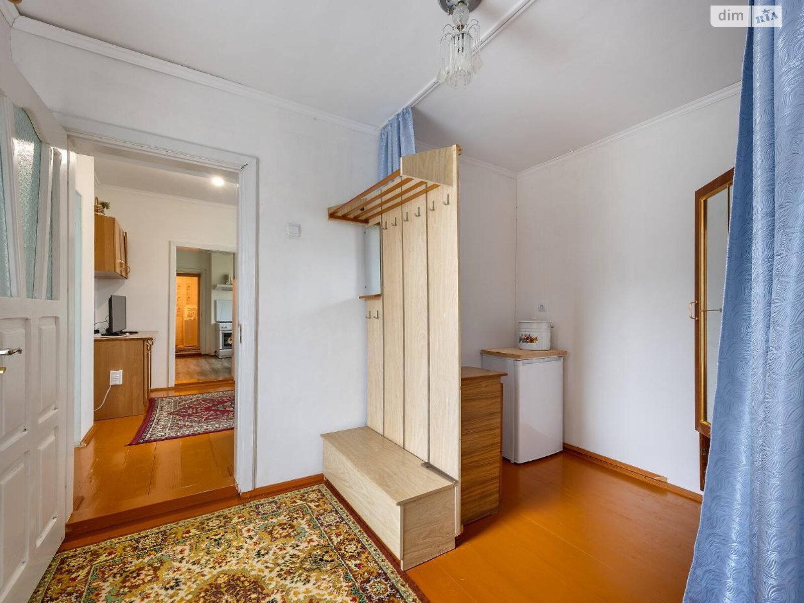 триповерховий будинок з опаленням, 318 кв. м, цегла. Продаж у Старому Самборі фото 1