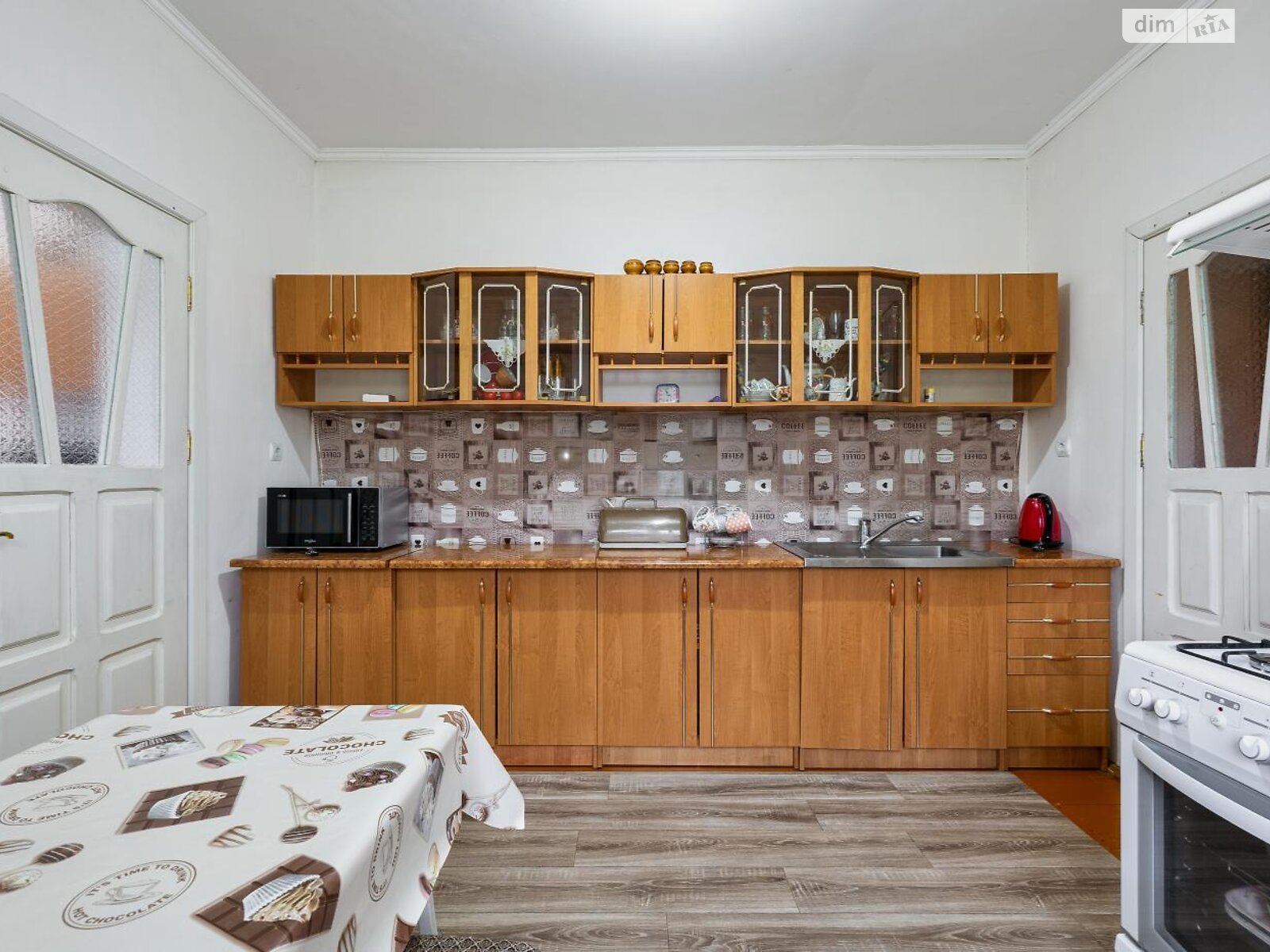 триповерховий будинок з опаленням, 318 кв. м, цегла. Продаж у Старому Самборі фото 1