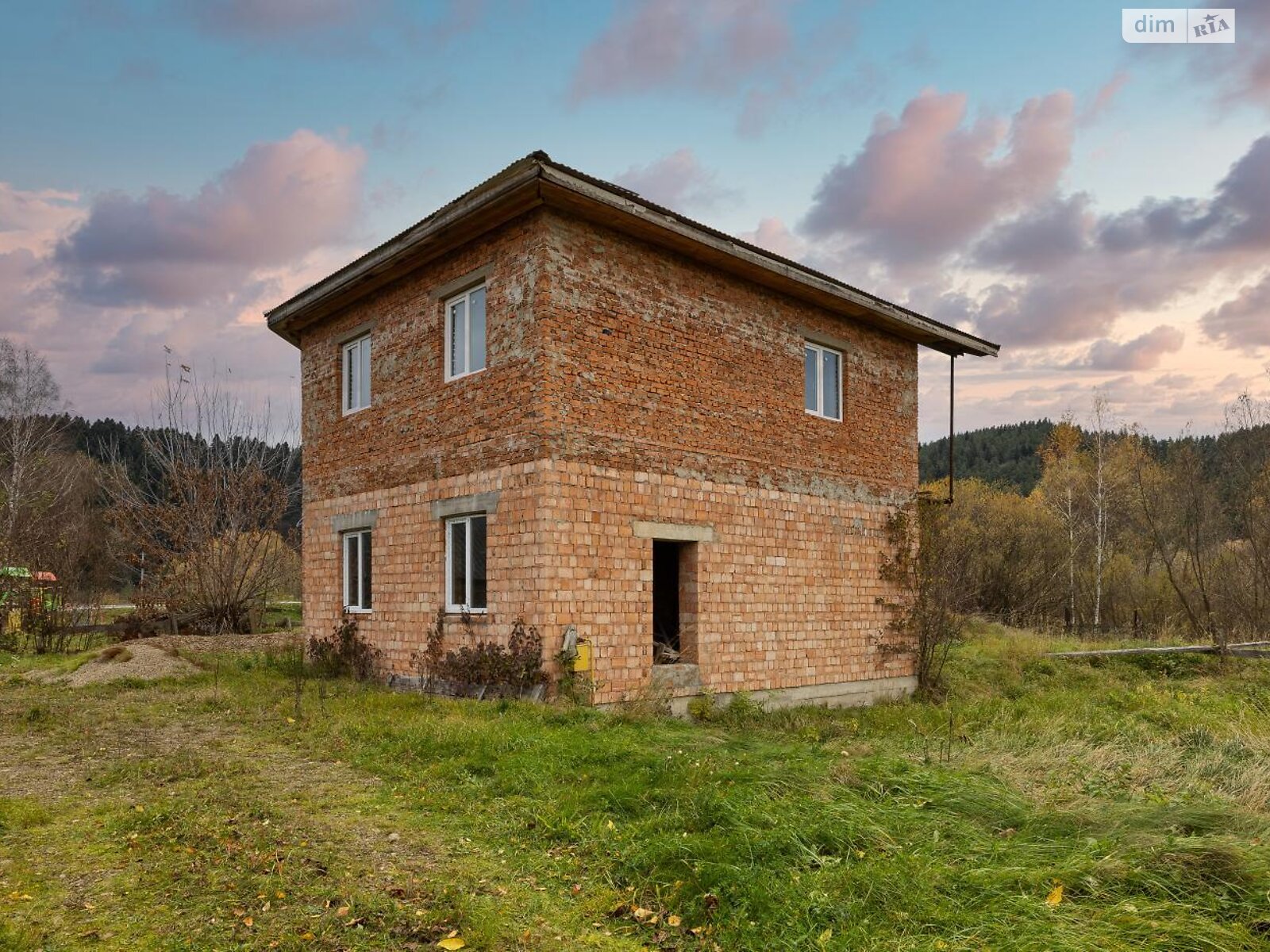 триповерховий будинок з опаленням, 318 кв. м, цегла. Продаж у Старому Самборі фото 1