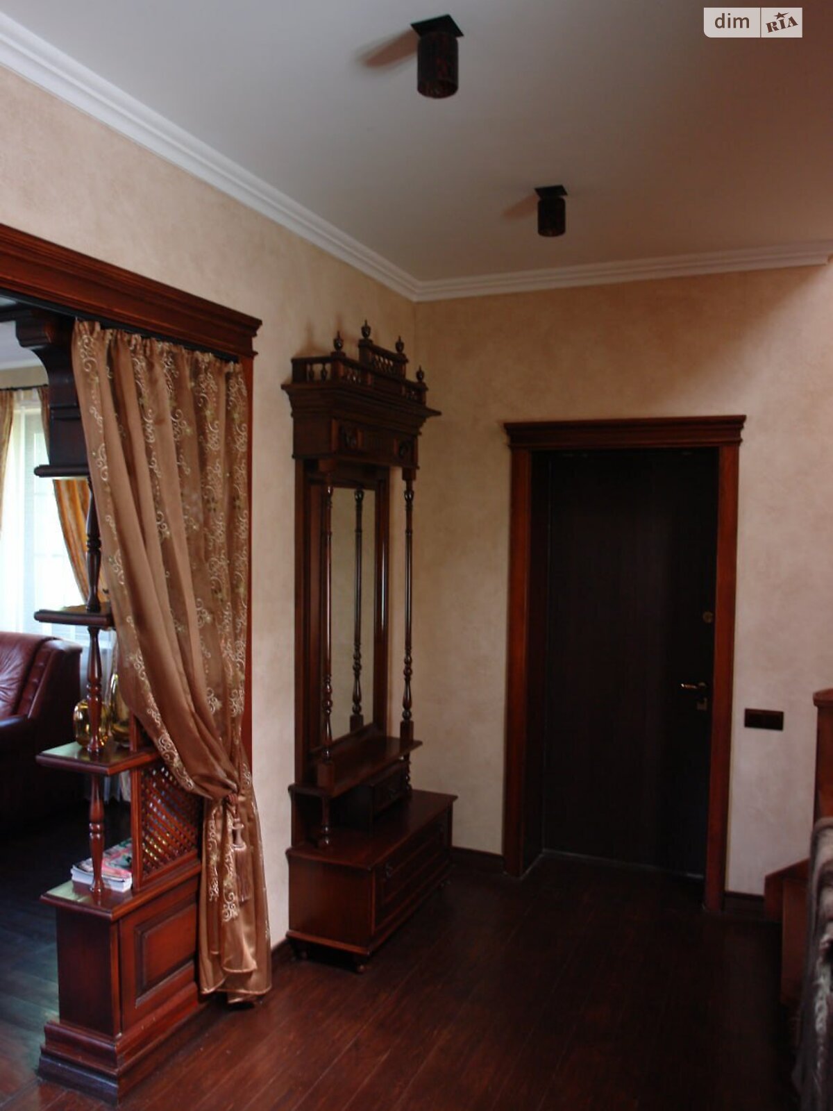 трехэтажный дом с верандой, 157 кв. м, ракушечник (ракушняк). Продажа в Стайках фото 1 трехэтажный дом с верандой, 157 кв. м, ракушечник (ракушняк). Продажа в Стайках фото 1