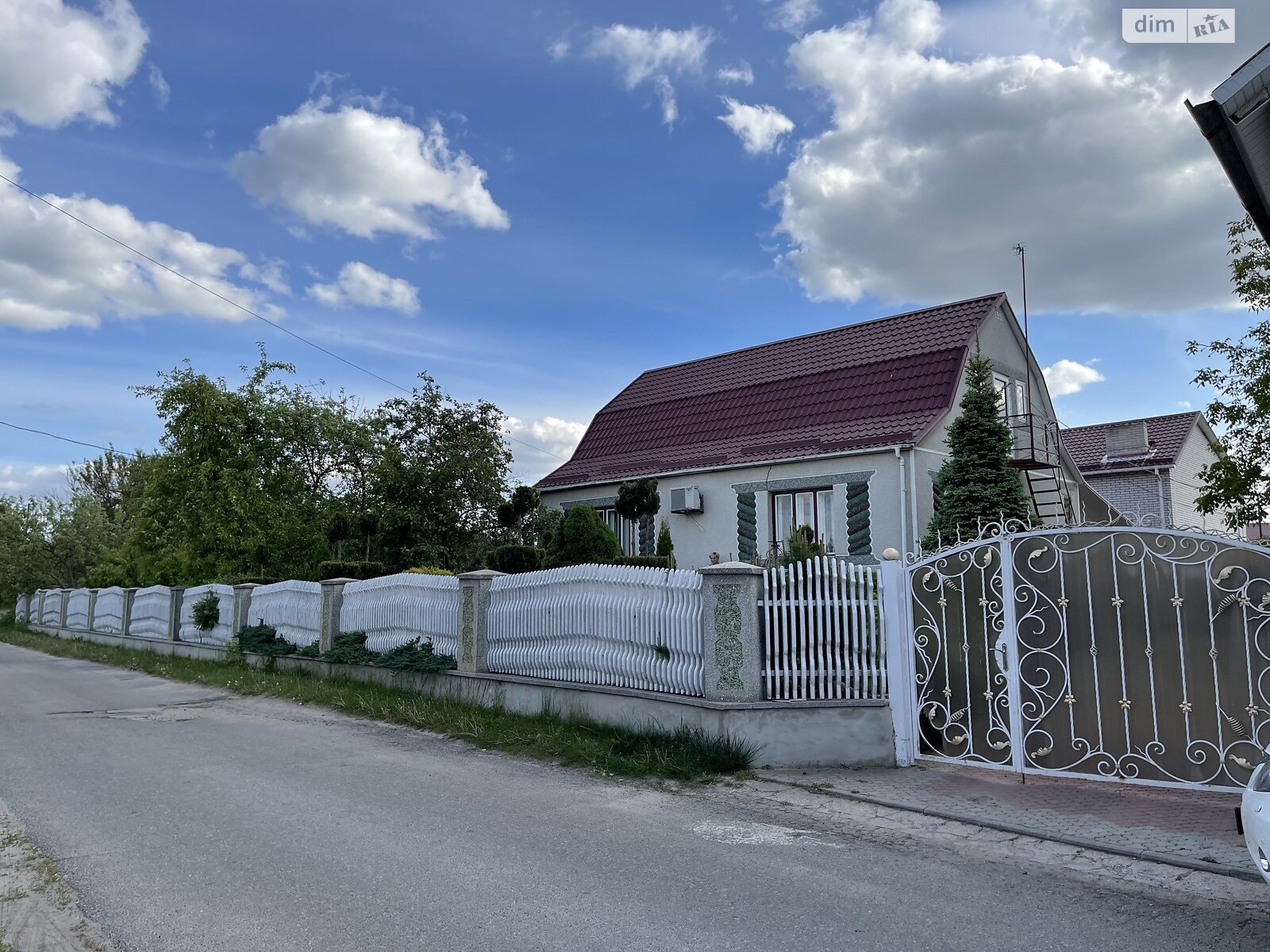 двоповерховий будинок бесідка, 300 кв. м, цегла. Продаж у Стебльові фото 1 двоповерховий будинок бесідка, 300 кв. м, цегла. Продаж у Стебльові фото 1
