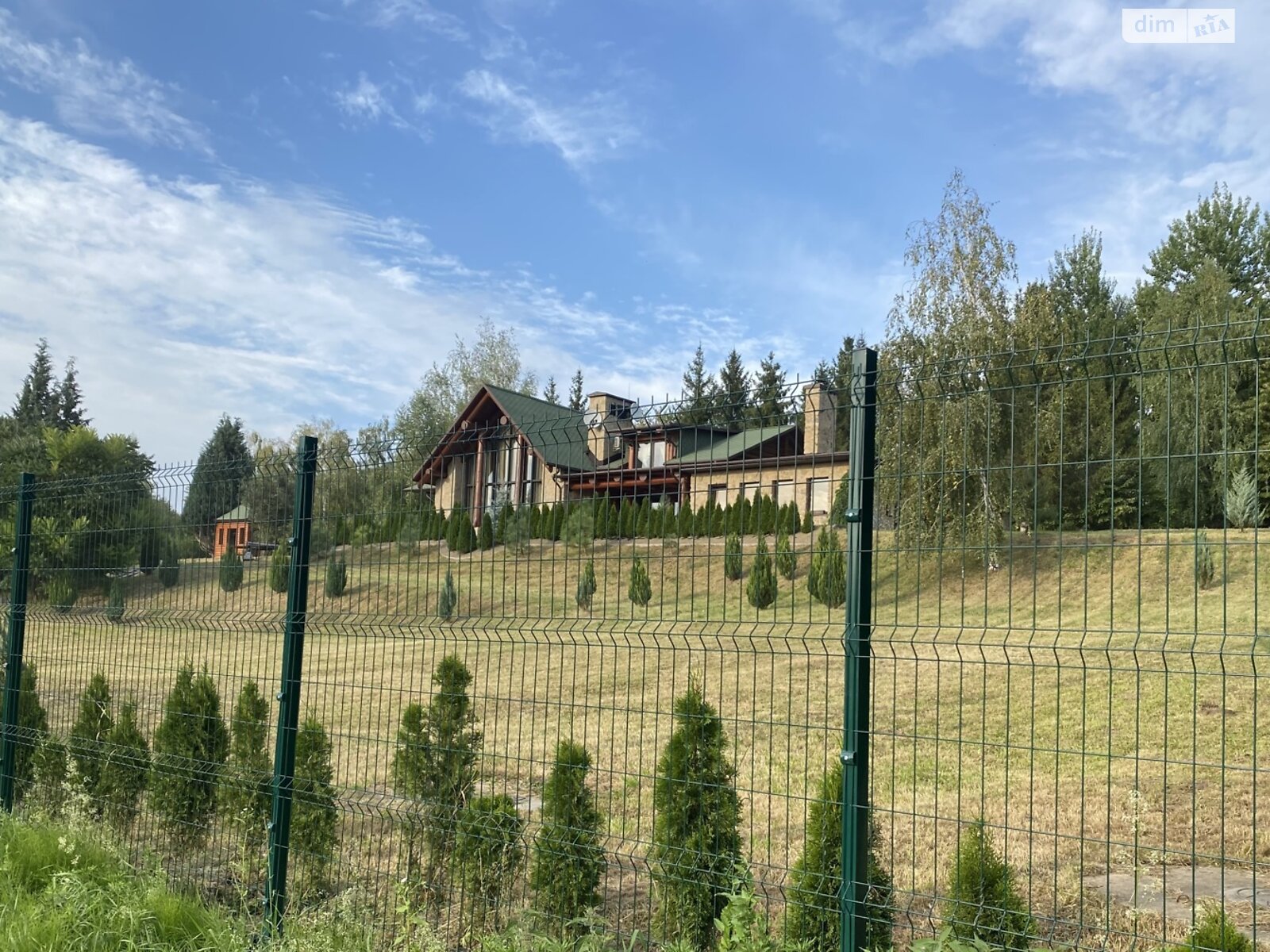 двухэтажный дом с отоплением, 400 кв. м, брус. Продажа в Сторожинце район Сторожинец фото 1 двухэтажный дом с отоплением, 400 кв. м, брус. Продажа в Сторожинце район Сторожинец фото 1