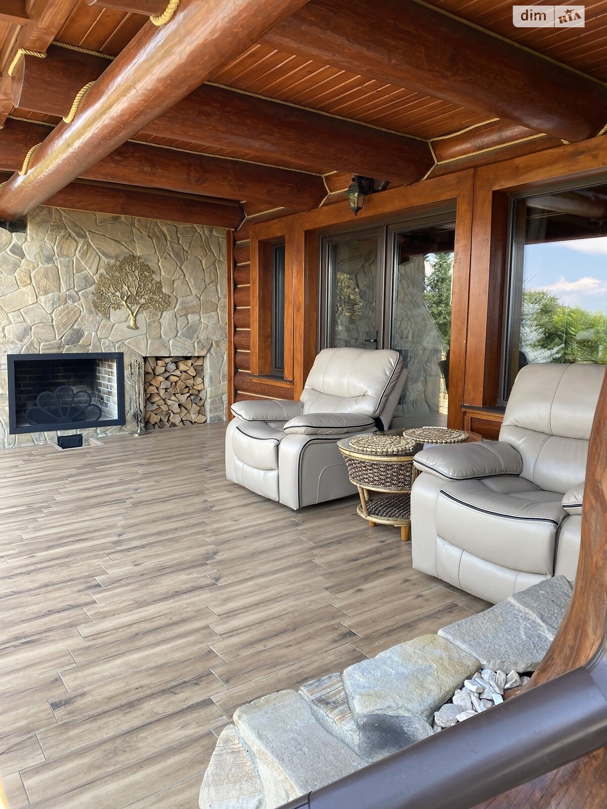 двухэтажный дом с отоплением, 400 кв. м, брус. Продажа в Сторожинце район Сторожинец фото 1 двухэтажный дом с отоплением, 400 кв. м, брус. Продажа в Сторожинце район Сторожинец фото 1