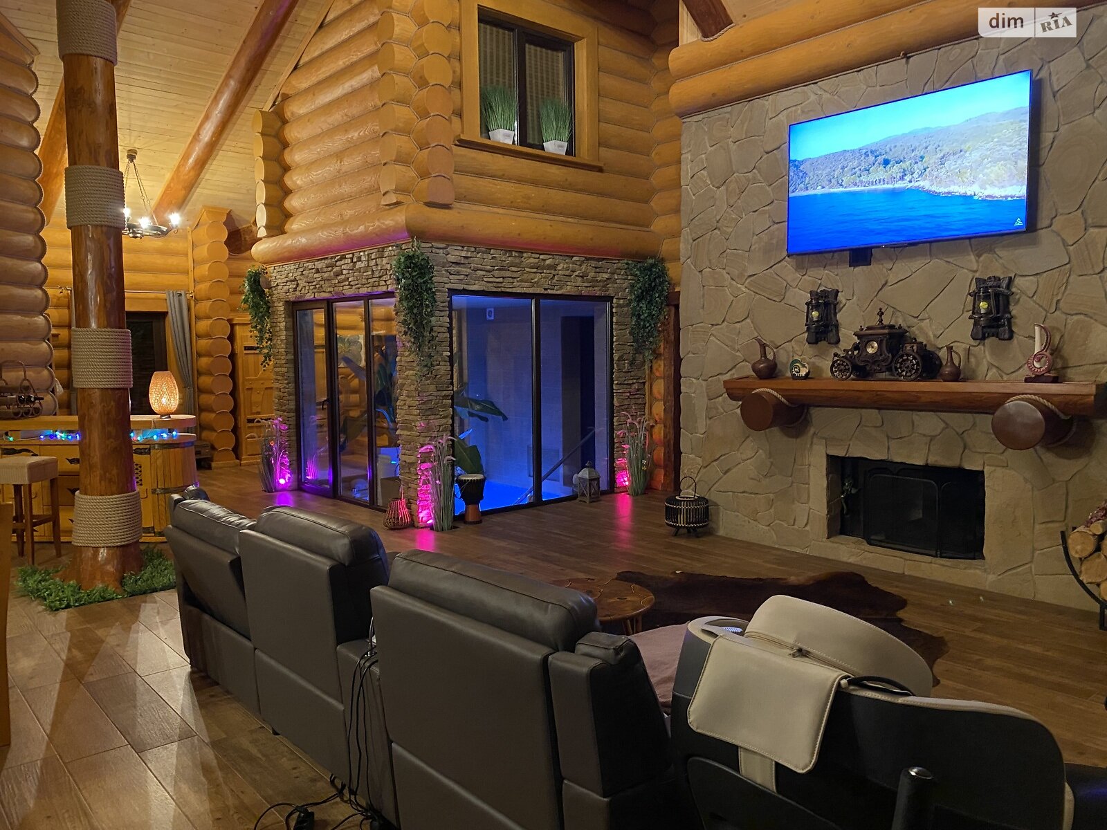 двухэтажный дом с отоплением, 400 кв. м, брус. Продажа в Сторожинце район Сторожинец фото 1 двухэтажный дом с отоплением, 400 кв. м, брус. Продажа в Сторожинце район Сторожинец фото 1