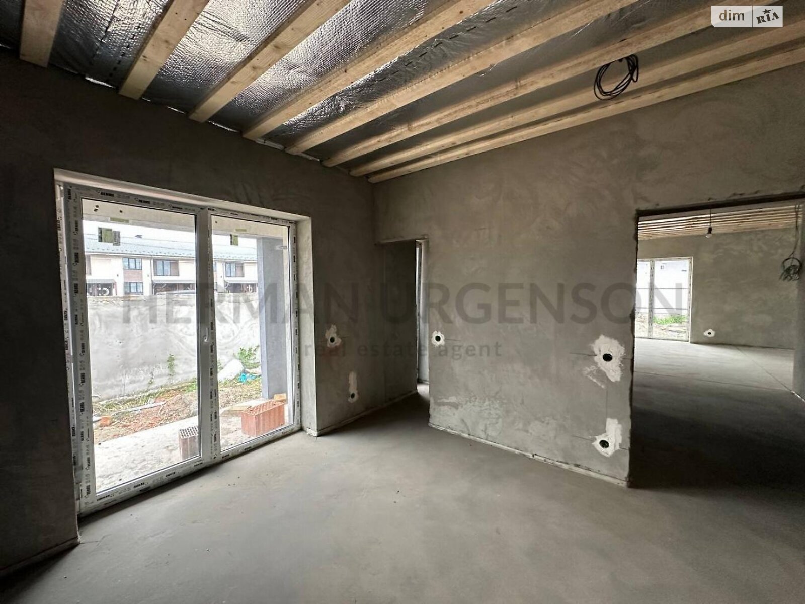 одноэтажный дом с отоплением, 152 кв. м, керамический блок. Продажа в Сторожнице фото 1 одноэтажный дом с отоплением, 152 кв. м, керамический блок. Продажа в Сторожнице фото 1