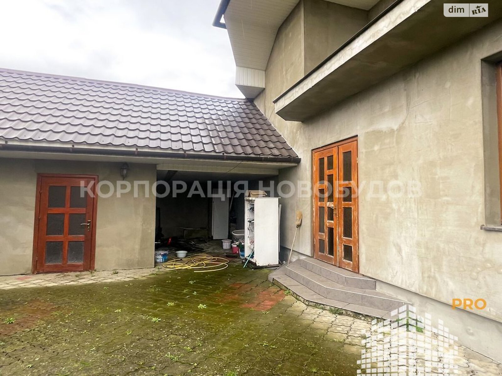 двоповерховий будинок з балконом, 214 кв. м, цегла. Продаж у Сторожниці фото 1