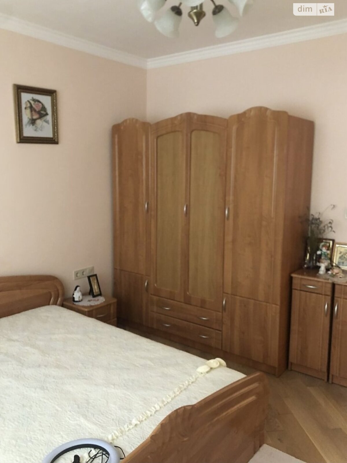 одноэтажный дом с балконом, 140.9 кв. м, кирпич. Продажа в Сторожнице фото 1 одноэтажный дом с балконом, 140.9 кв. м, кирпич. Продажа в Сторожнице фото 1