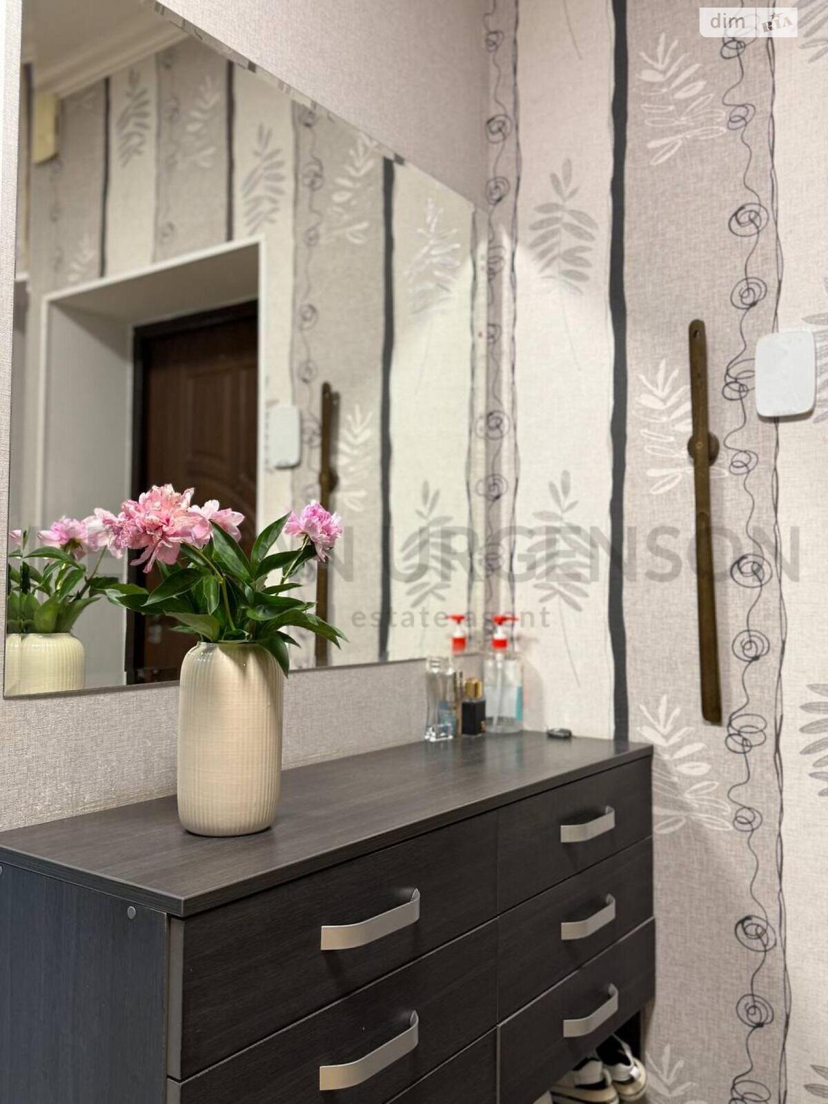 двоповерховий будинок з гаражем, 125 кв. м, кирпич. Продаж у Сторожниці фото 1 двоповерховий будинок з гаражем, 125 кв. м, кирпич. Продаж у Сторожниці фото 1