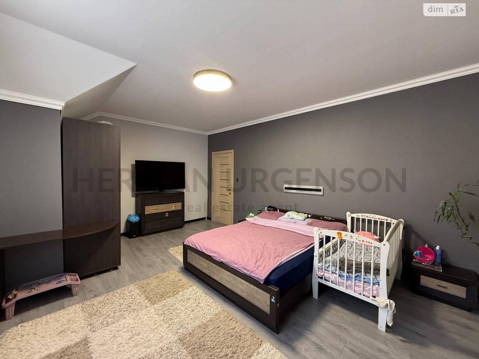 двоповерховий будинок з гаражем, 125 кв. м, кирпич. Продаж у Сторожниці фото 1 двоповерховий будинок з гаражем, 125 кв. м, кирпич. Продаж у Сторожниці фото 1
