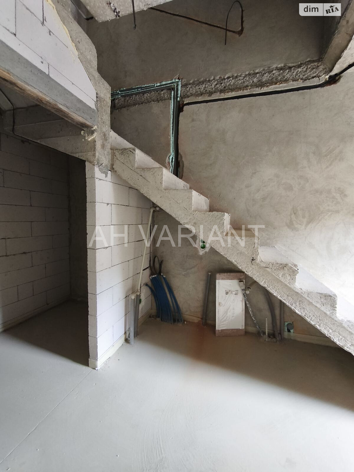 двоповерховий будинок з балконом, 109 кв. м, цегла. Продаж у Сторожниці фото 1 двоповерховий будинок з балконом, 109 кв. м, цегла. Продаж у Сторожниці фото 1
