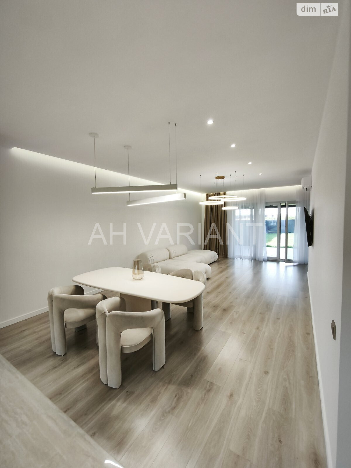 двоповерховий будинок з балконом, 135 кв. м, цегла. Продаж у Сторожниці фото 1 двоповерховий будинок з балконом, 135 кв. м, цегла. Продаж у Сторожниці фото 1