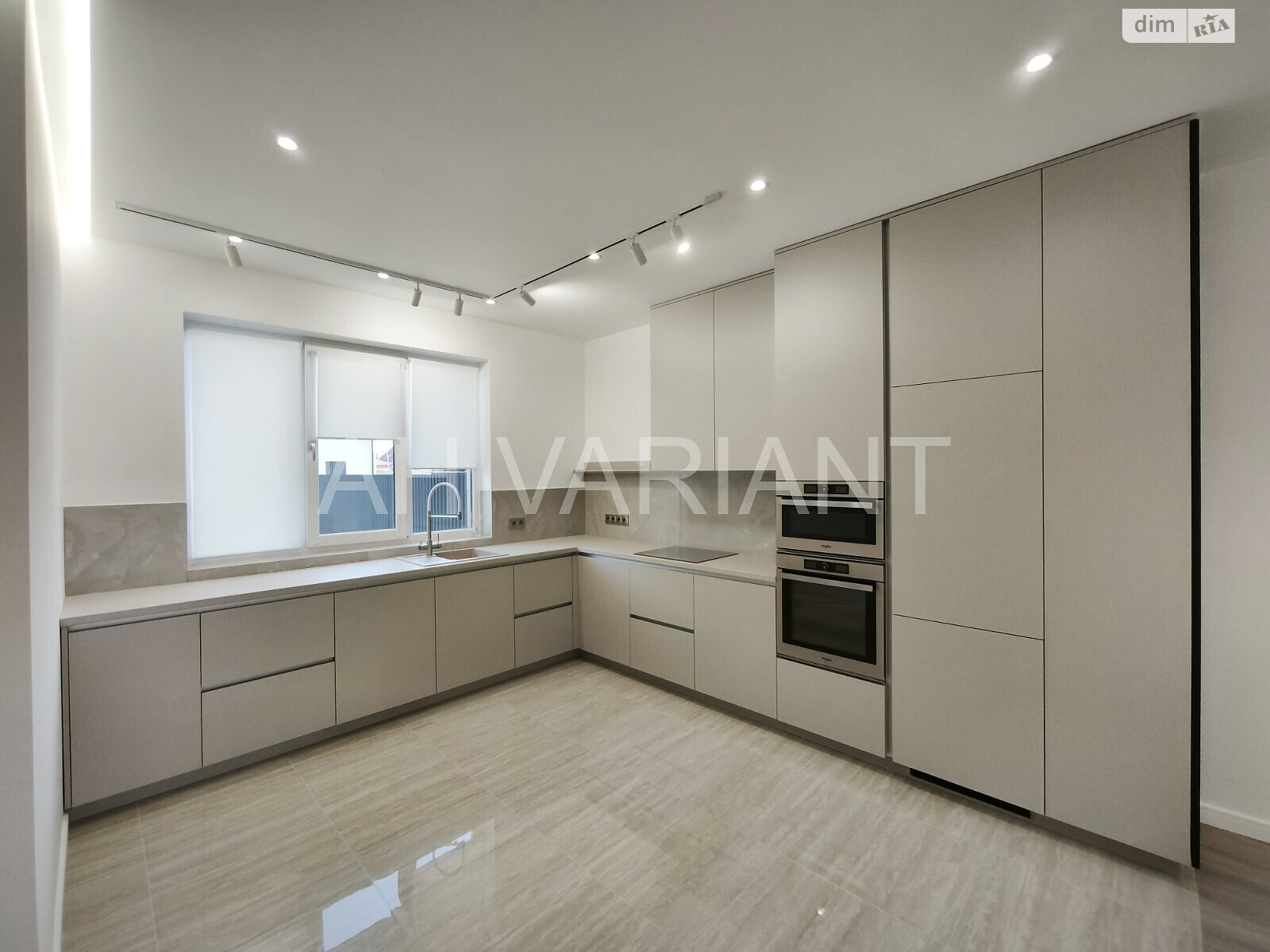 двоповерховий будинок з балконом, 135 кв. м, цегла. Продаж у Сторожниці фото 1 двоповерховий будинок з балконом, 135 кв. м, цегла. Продаж у Сторожниці фото 1