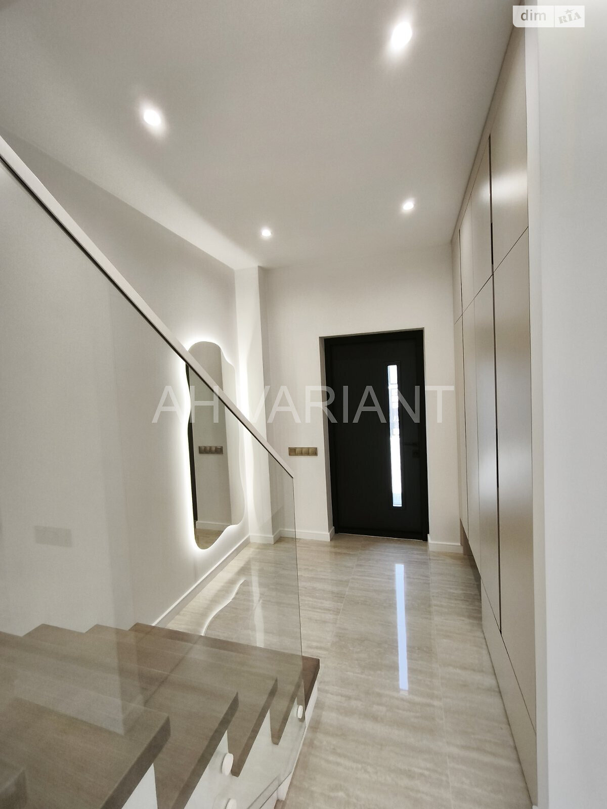 двоповерховий будинок з балконом, 135 кв. м, цегла. Продаж у Сторожниці фото 1 двоповерховий будинок з балконом, 135 кв. м, цегла. Продаж у Сторожниці фото 1