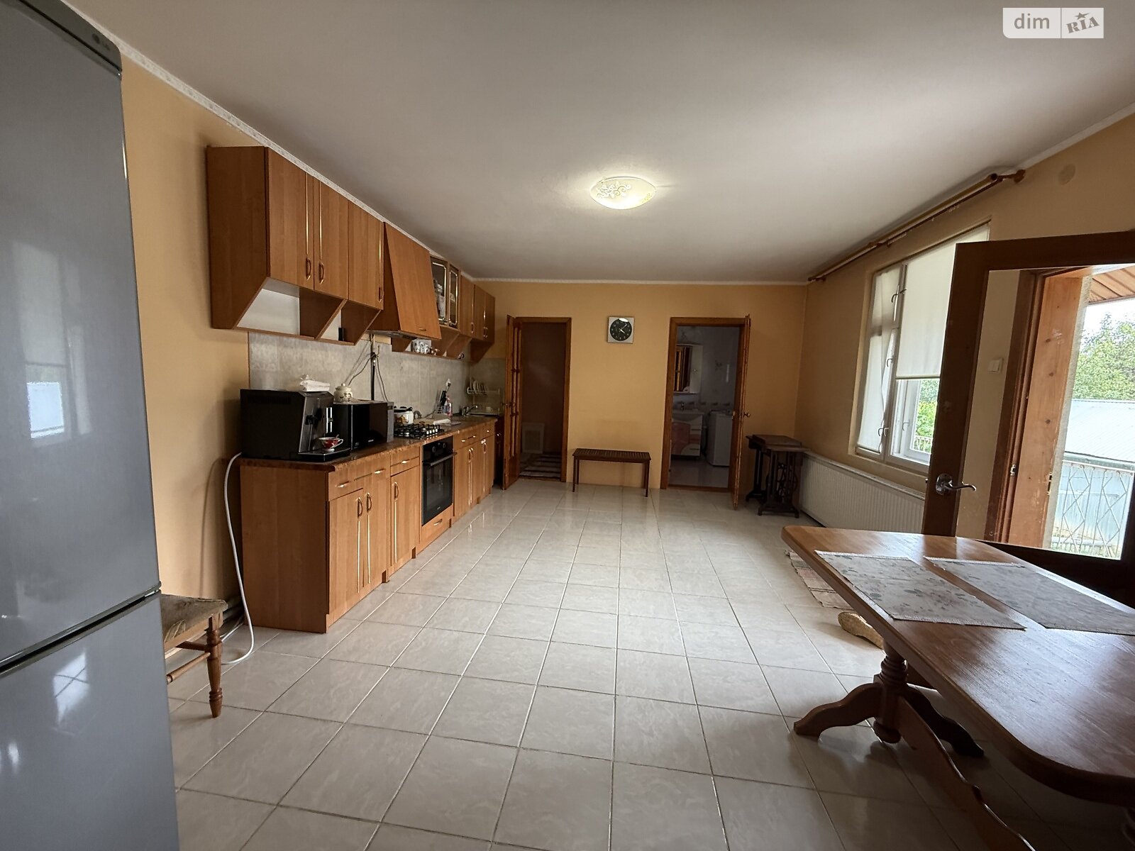 двухэтажный дом с балконом, 250 кв. м, кирпич. Продажа в Сторожнице фото 1 двухэтажный дом с балконом, 250 кв. м, кирпич. Продажа в Сторожнице фото 1