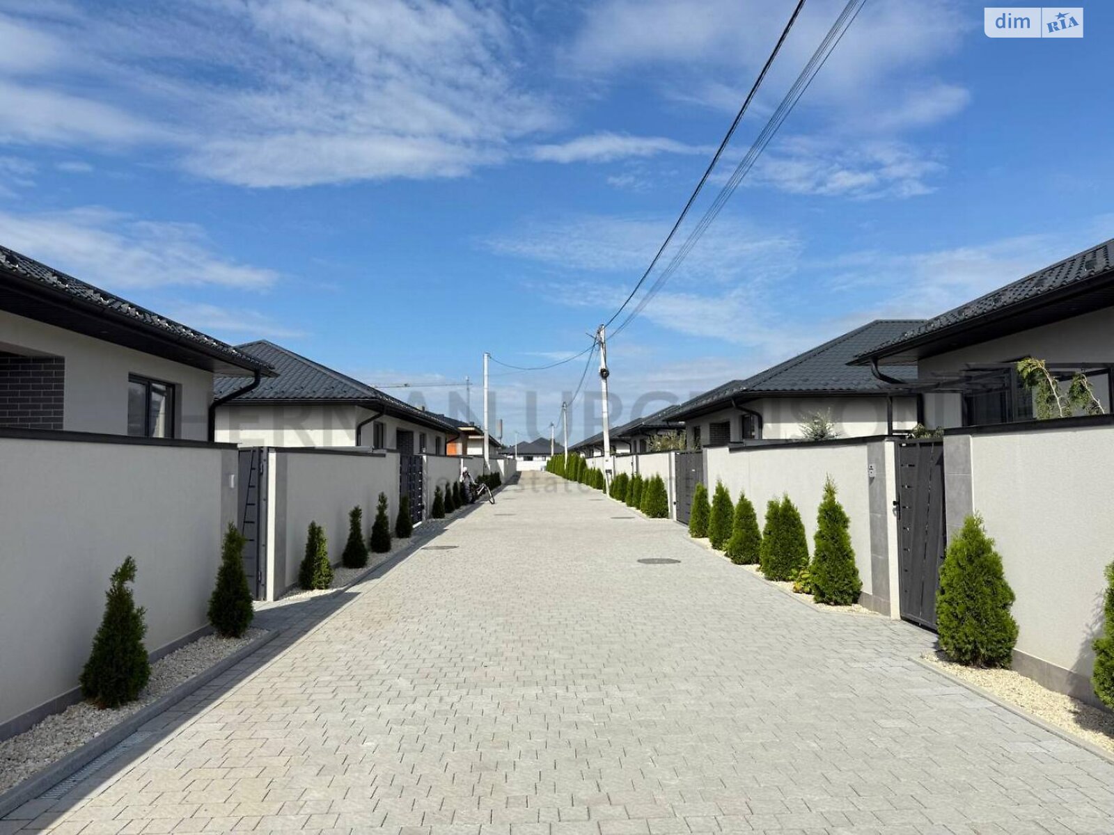 одноповерховий будинок з опаленням, 147 кв. м, кирпич. Продаж у Сторожниці фото 1