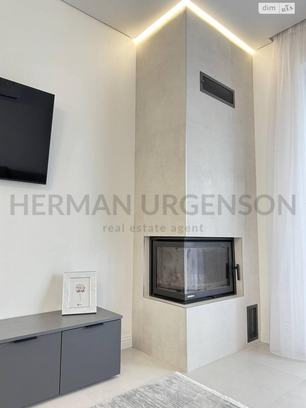 одноповерховий будинок з опаленням, 147 кв. м, кирпич. Продаж у Сторожниці фото 1