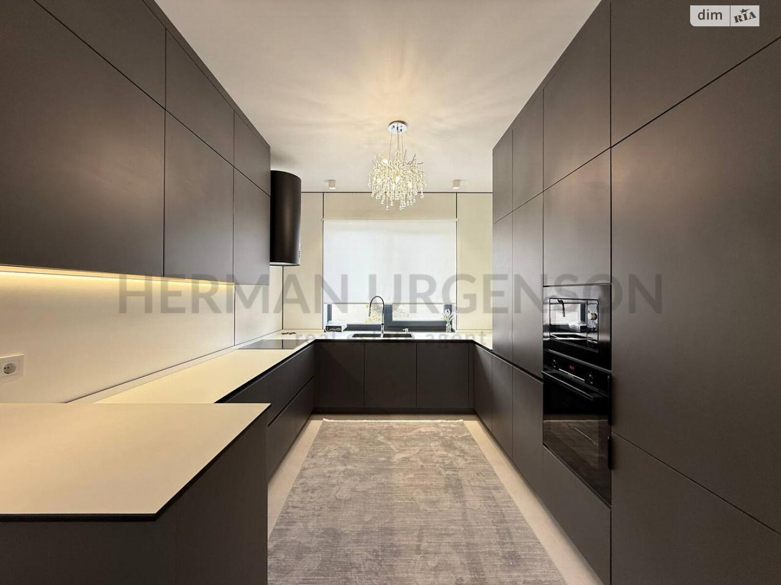 одноповерховий будинок з опаленням, 147 кв. м, кирпич. Продаж у Сторожниці фото 1