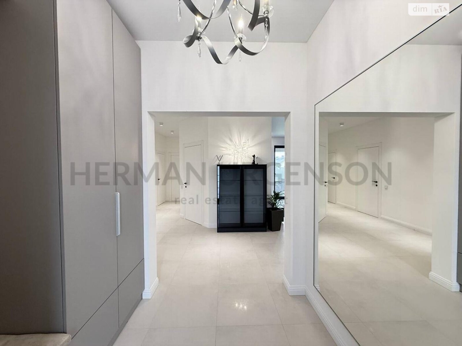 одноповерховий будинок з опаленням, 147 кв. м, кирпич. Продаж у Сторожниці фото 1