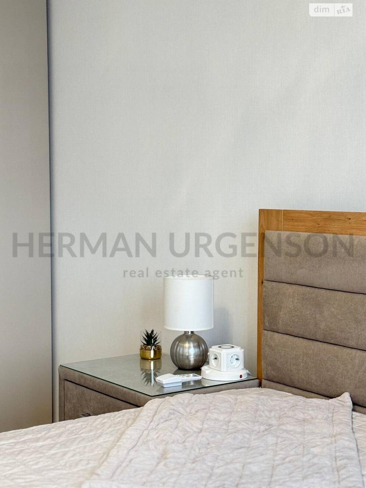 одноповерховий будинок з опаленням, 147 кв. м, кирпич. Продаж у Сторожниці фото 1