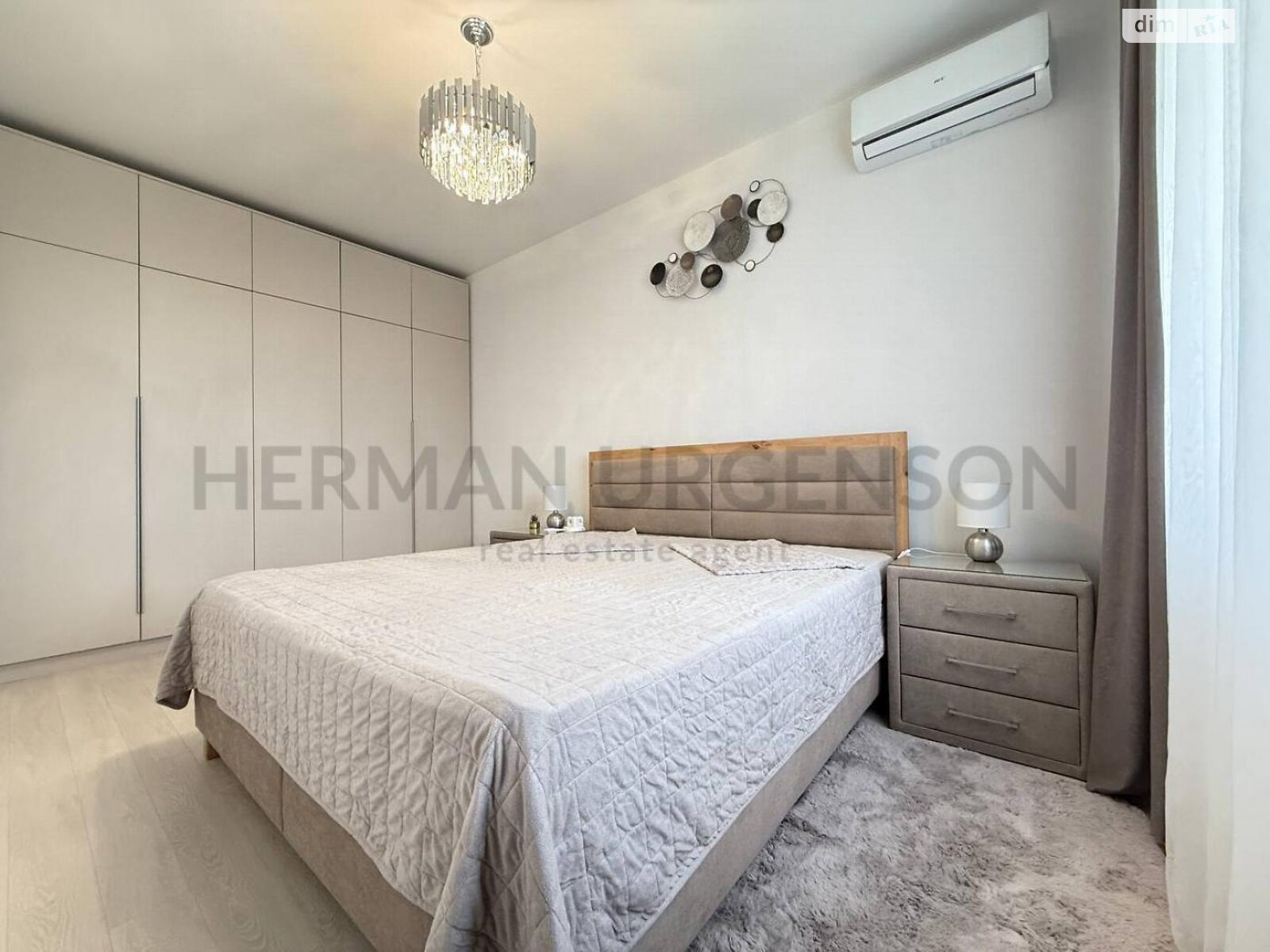 одноповерховий будинок з опаленням, 147 кв. м, кирпич. Продаж у Сторожниці фото 1