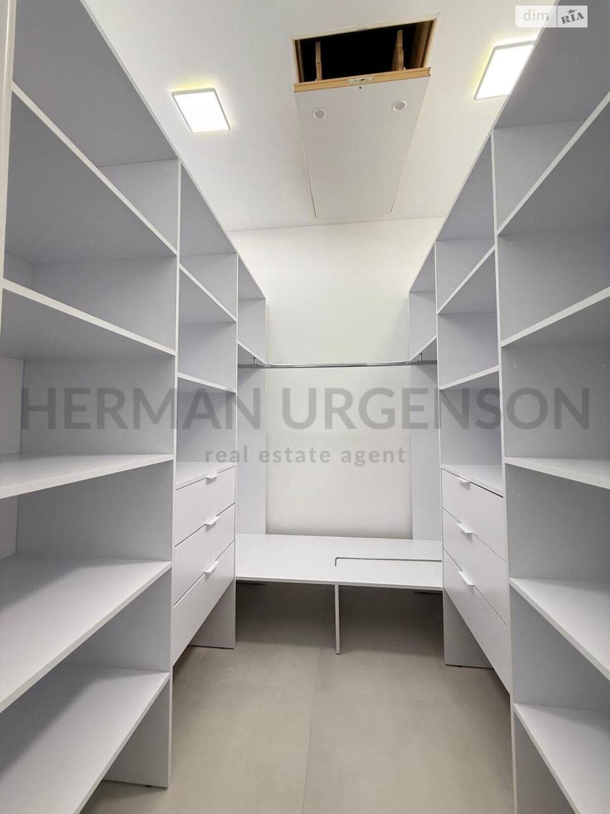 одноповерховий будинок з опаленням, 147 кв. м, кирпич. Продаж у Сторожниці фото 1