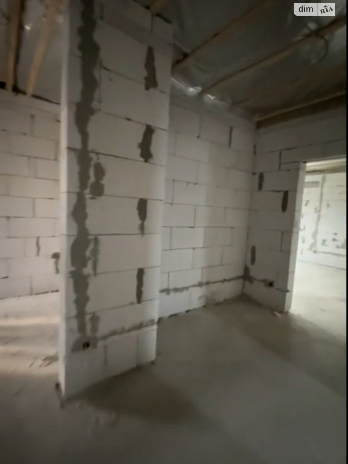 одноэтажный дом, 135 кв. м, пеноблок. Продажа в Сторожнице фото 1