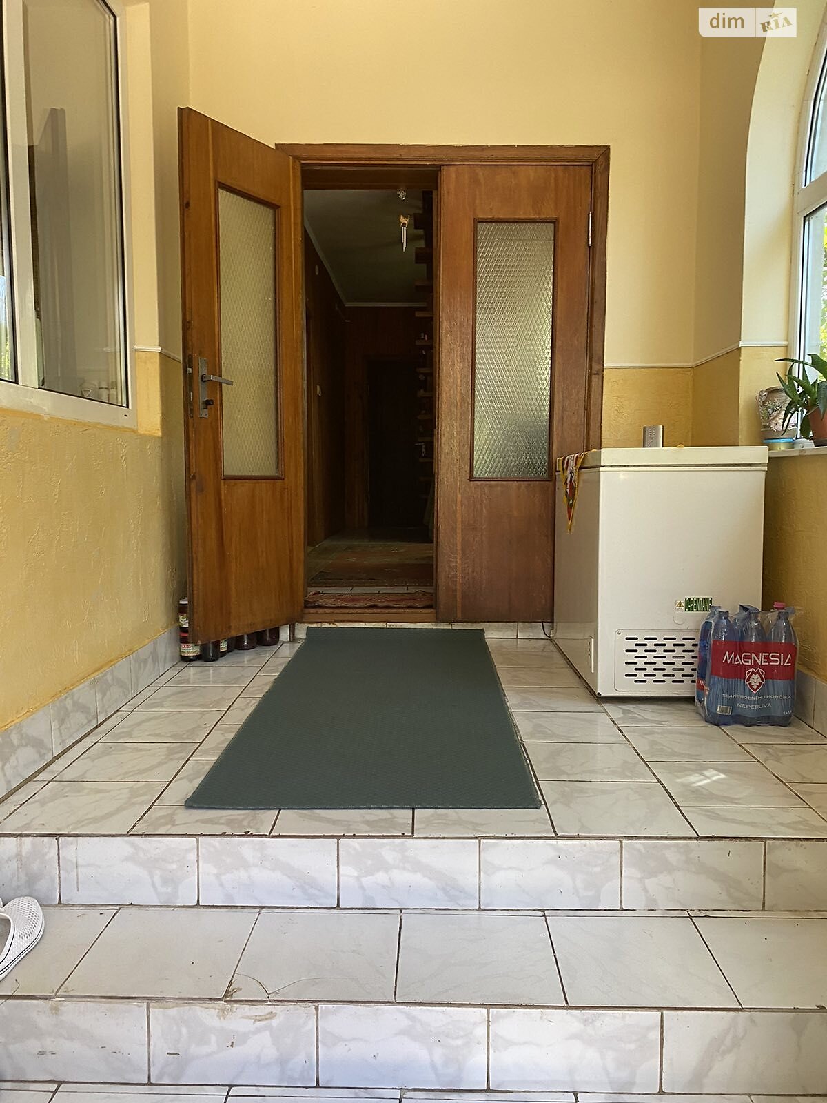 двухэтажный дом с отоплением, 215 кв. м, кирпич. Продажа в Сторожнице фото 1 двухэтажный дом с отоплением, 215 кв. м, кирпич. Продажа в Сторожнице фото 1