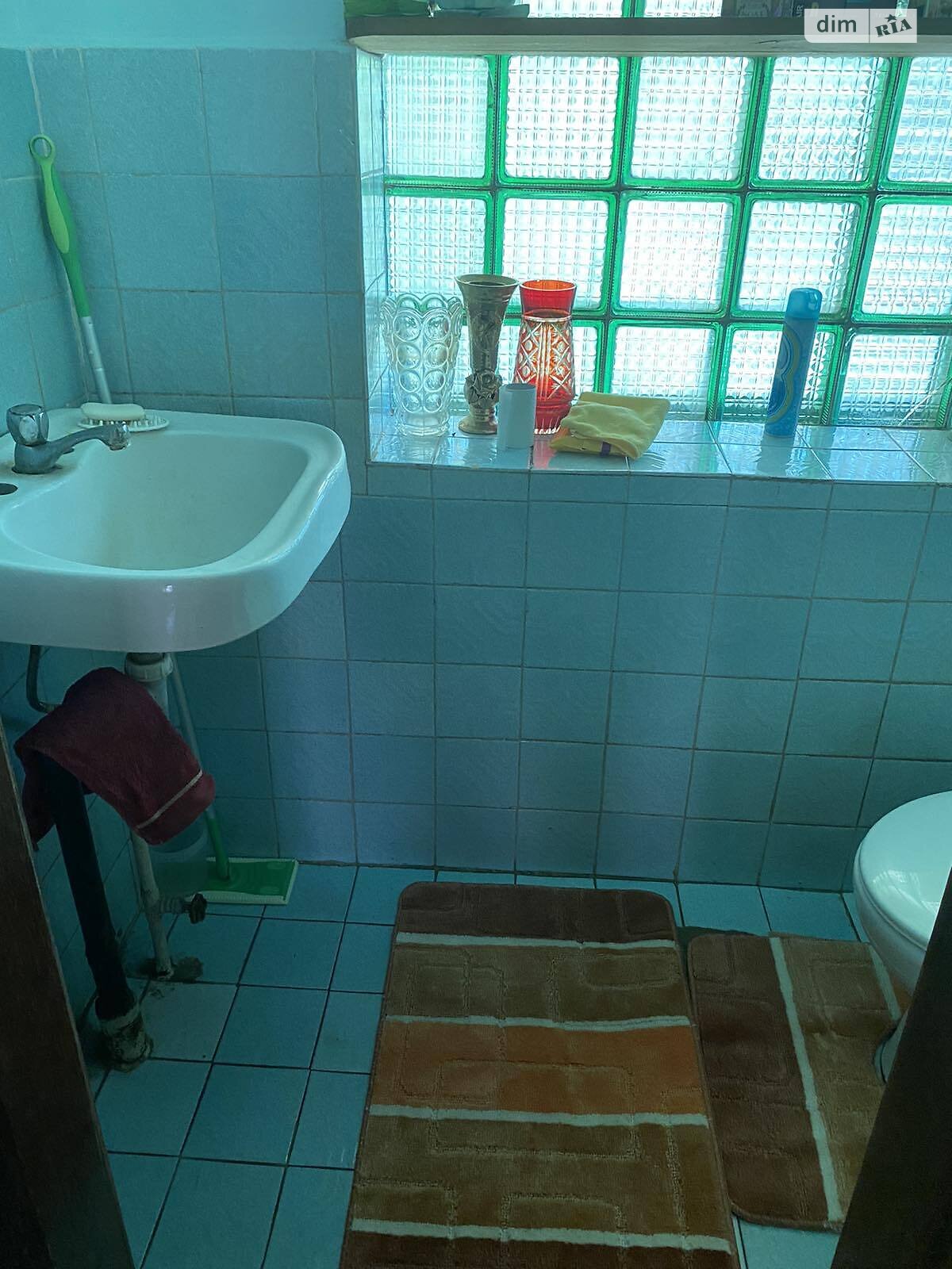 двухэтажный дом с отоплением, 215 кв. м, кирпич. Продажа в Сторожнице фото 1 двухэтажный дом с отоплением, 215 кв. м, кирпич. Продажа в Сторожнице фото 1