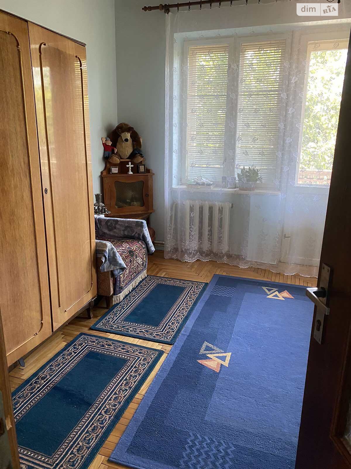 двухэтажный дом с отоплением, 215 кв. м, кирпич. Продажа в Сторожнице фото 1 двухэтажный дом с отоплением, 215 кв. м, кирпич. Продажа в Сторожнице фото 1
