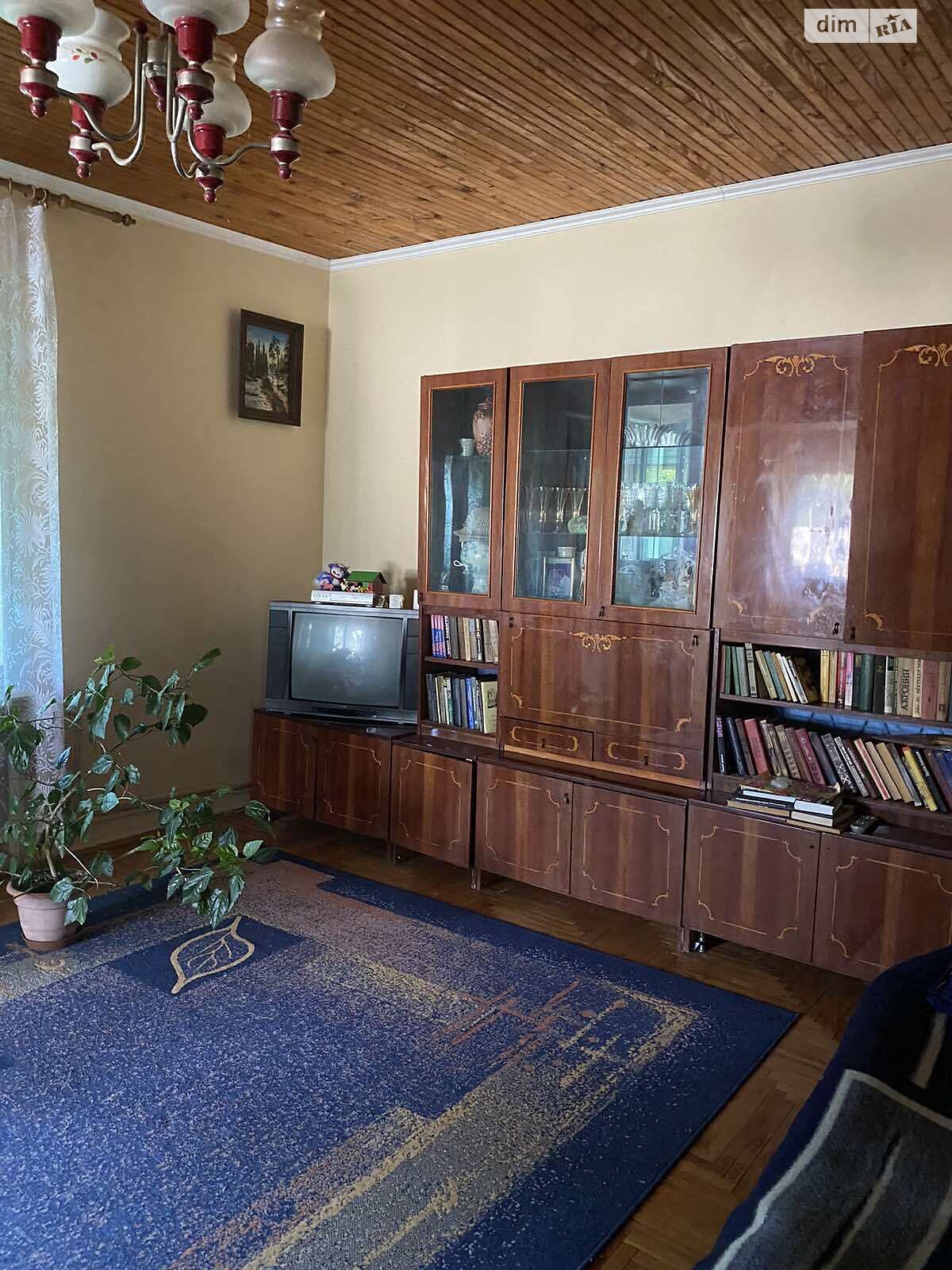 двухэтажный дом с отоплением, 215 кв. м, кирпич. Продажа в Сторожнице фото 1 двухэтажный дом с отоплением, 215 кв. м, кирпич. Продажа в Сторожнице фото 1