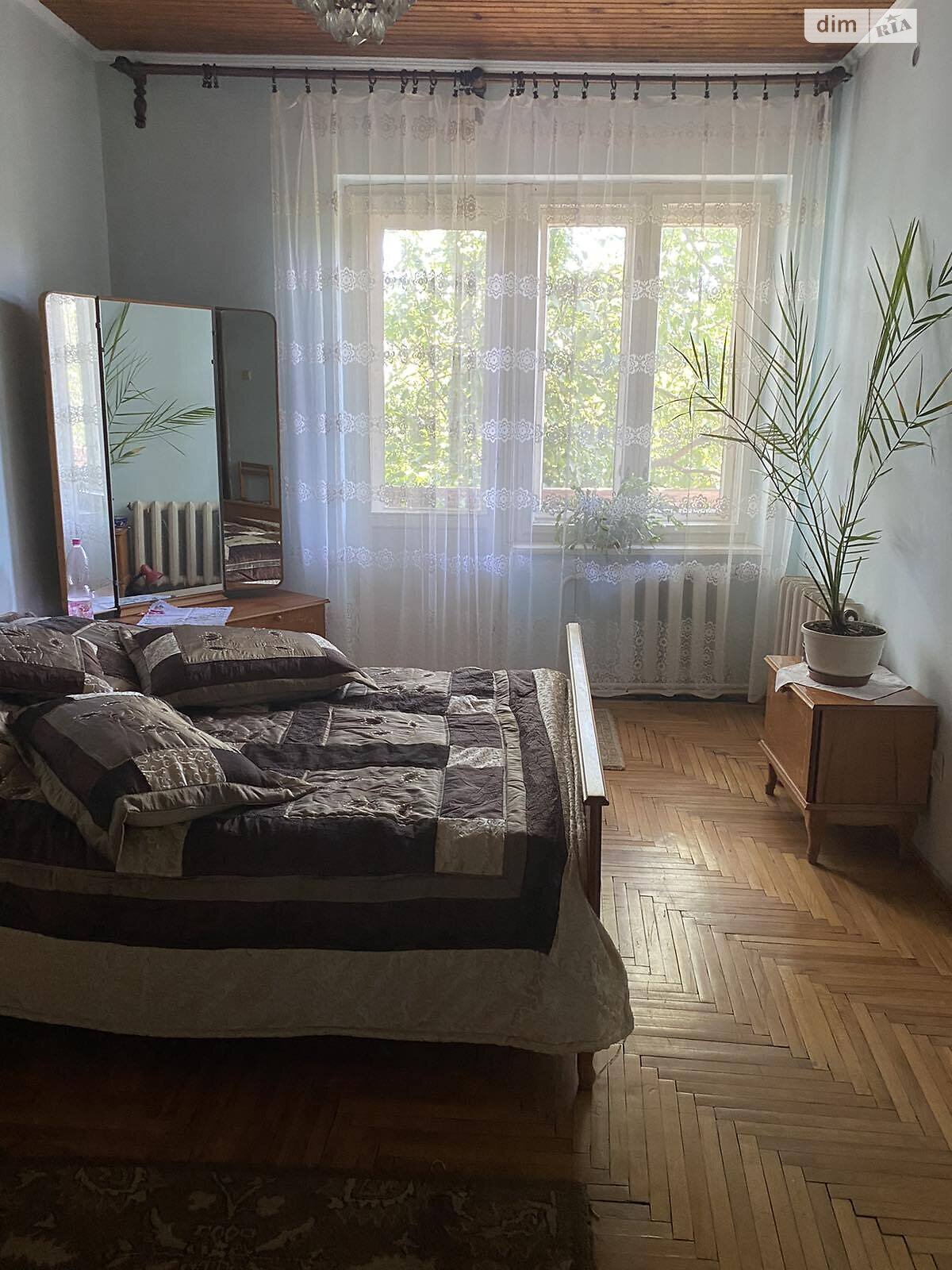 двухэтажный дом с отоплением, 215 кв. м, кирпич. Продажа в Сторожнице фото 1 двухэтажный дом с отоплением, 215 кв. м, кирпич. Продажа в Сторожнице фото 1