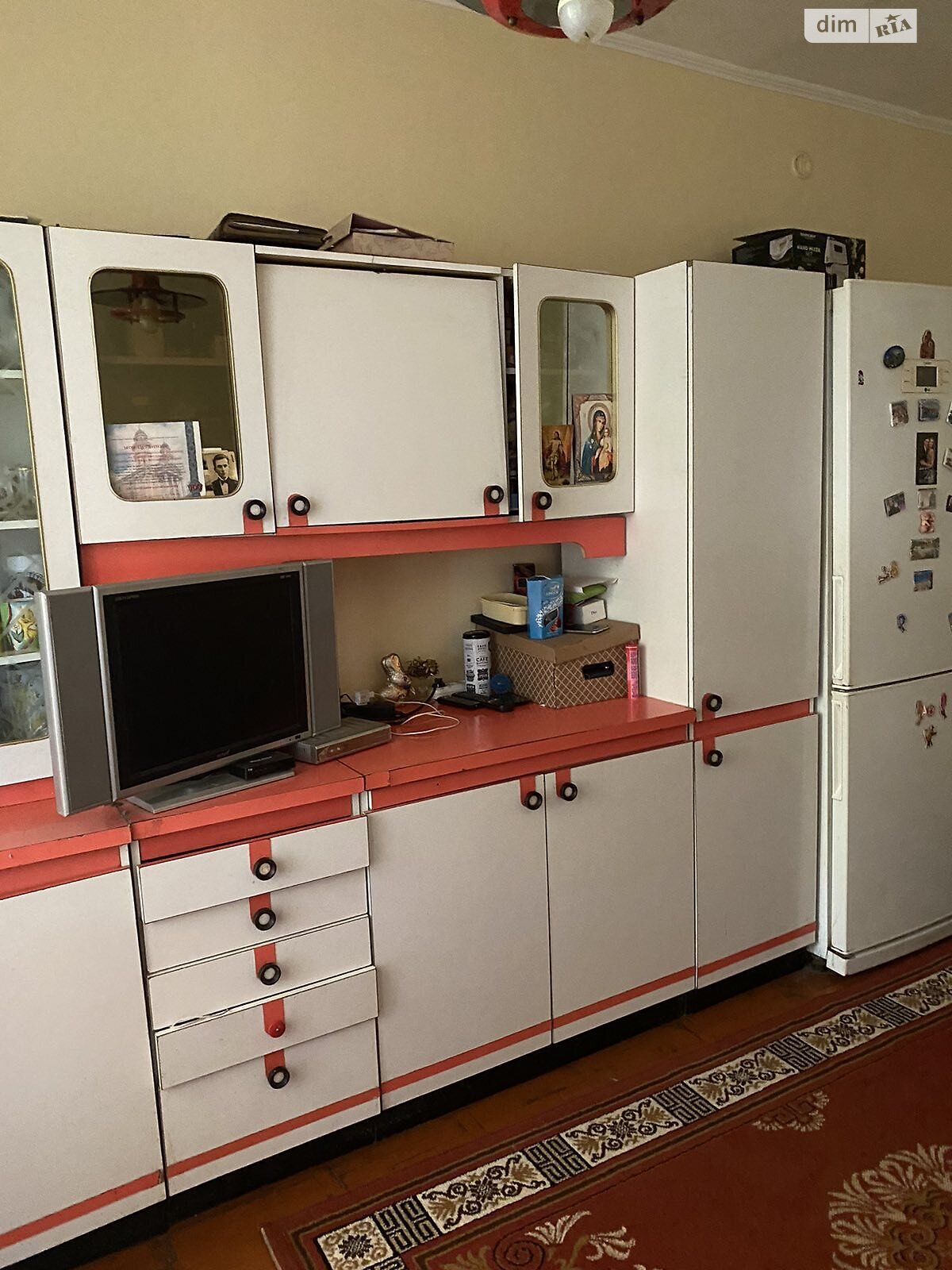 двухэтажный дом с отоплением, 215 кв. м, кирпич. Продажа в Сторожнице фото 1 двухэтажный дом с отоплением, 215 кв. м, кирпич. Продажа в Сторожнице фото 1