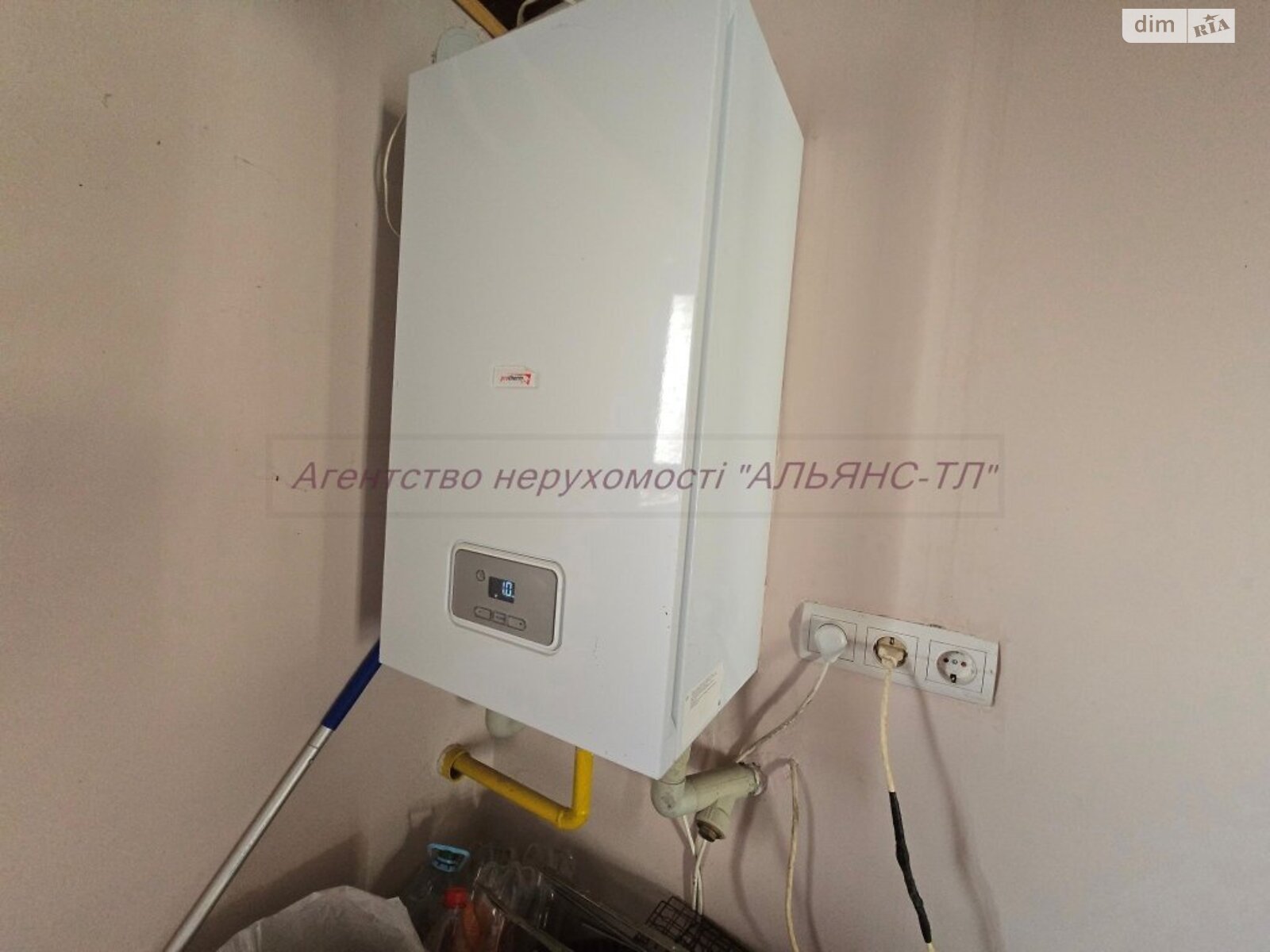 двухэтажный дом с ремонтом, 141.5 кв. м, пеноблок. Продажа в Сторожнице фото 1 двухэтажный дом с ремонтом, 141.5 кв. м, пеноблок. Продажа в Сторожнице фото 1