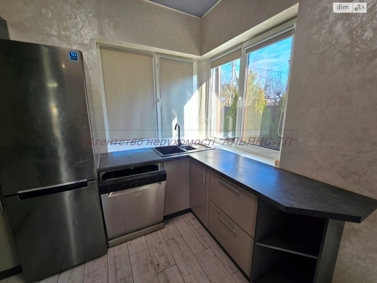 двухэтажный дом с ремонтом, 141.5 кв. м, пеноблок. Продажа в Сторожнице фото 1 двухэтажный дом с ремонтом, 141.5 кв. м, пеноблок. Продажа в Сторожнице фото 1