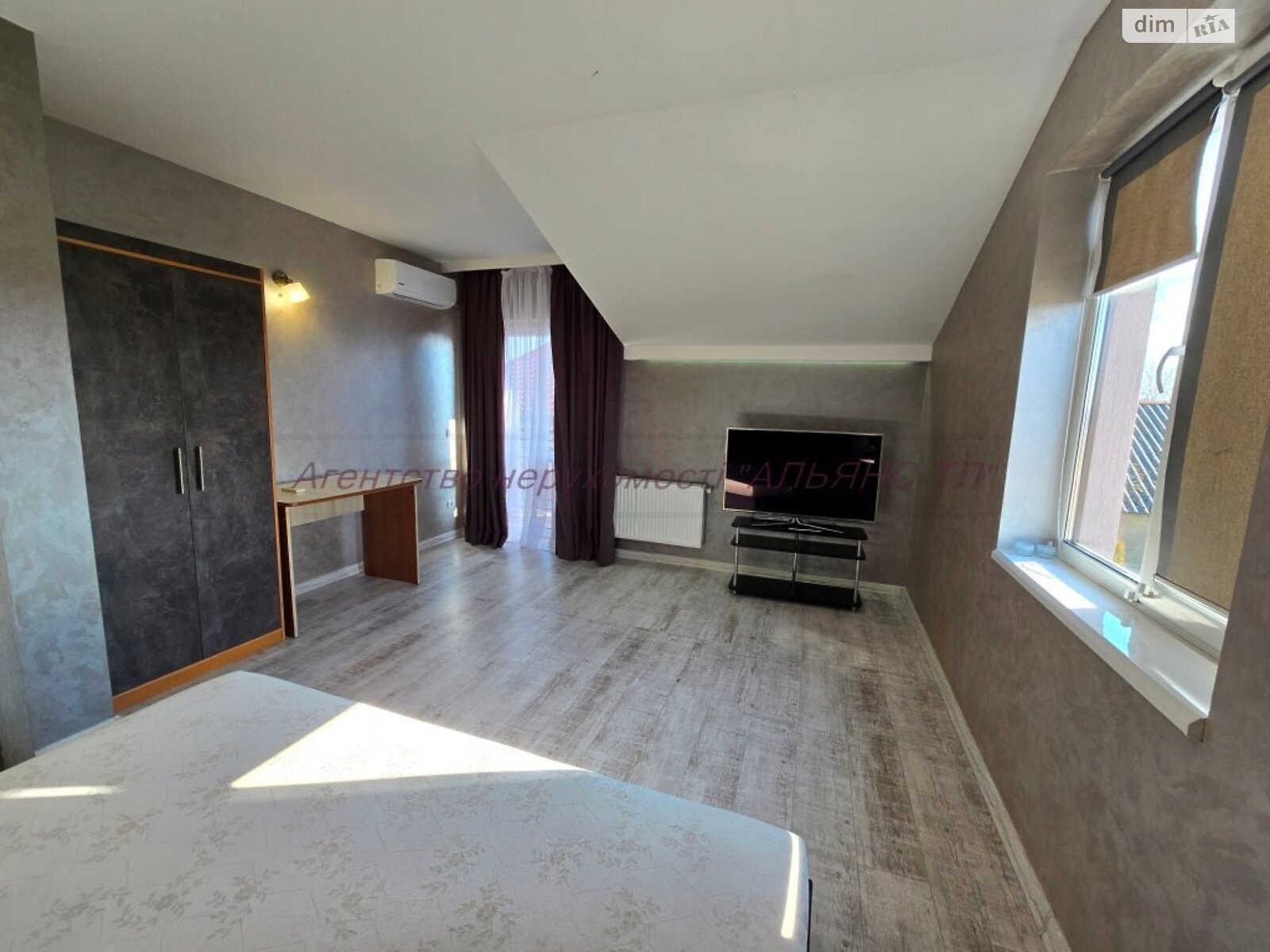 двухэтажный дом с ремонтом, 141.5 кв. м, пеноблок. Продажа в Сторожнице фото 1 двухэтажный дом с ремонтом, 141.5 кв. м, пеноблок. Продажа в Сторожнице фото 1