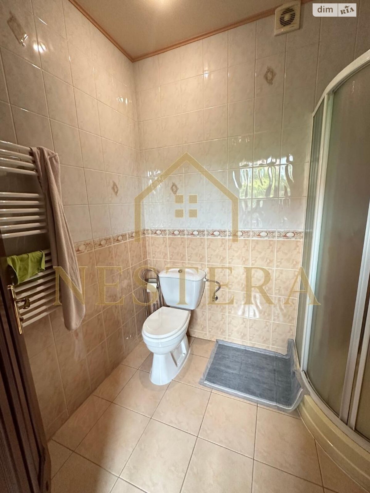 двоповерховий будинок з гаражем, 250 кв. м, цегла. Продаж у Сторожниці фото 1 двоповерховий будинок з гаражем, 250 кв. м, цегла. Продаж у Сторожниці фото 1