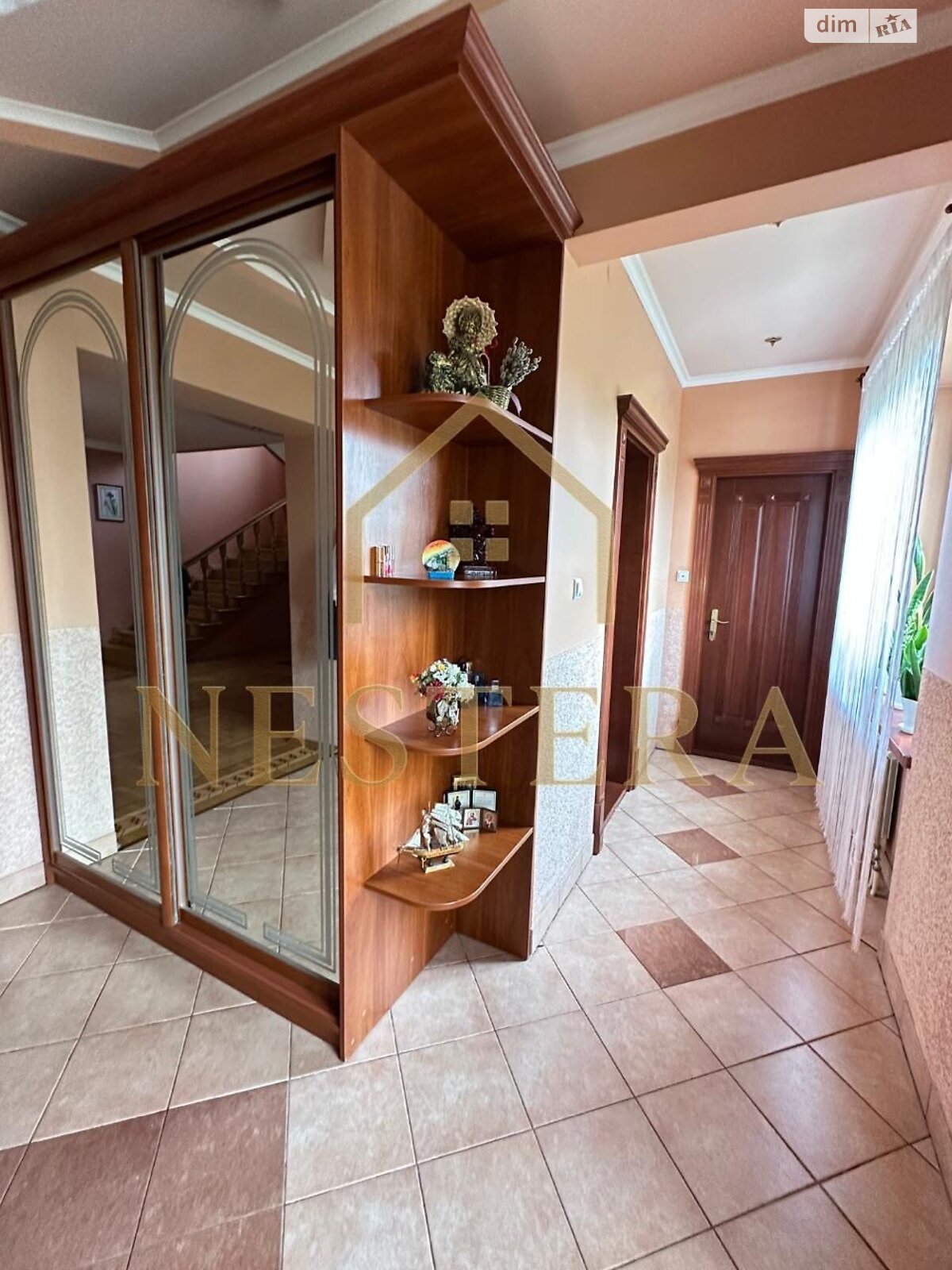 двоповерховий будинок з гаражем, 250 кв. м, цегла. Продаж у Сторожниці фото 1 двоповерховий будинок з гаражем, 250 кв. м, цегла. Продаж у Сторожниці фото 1