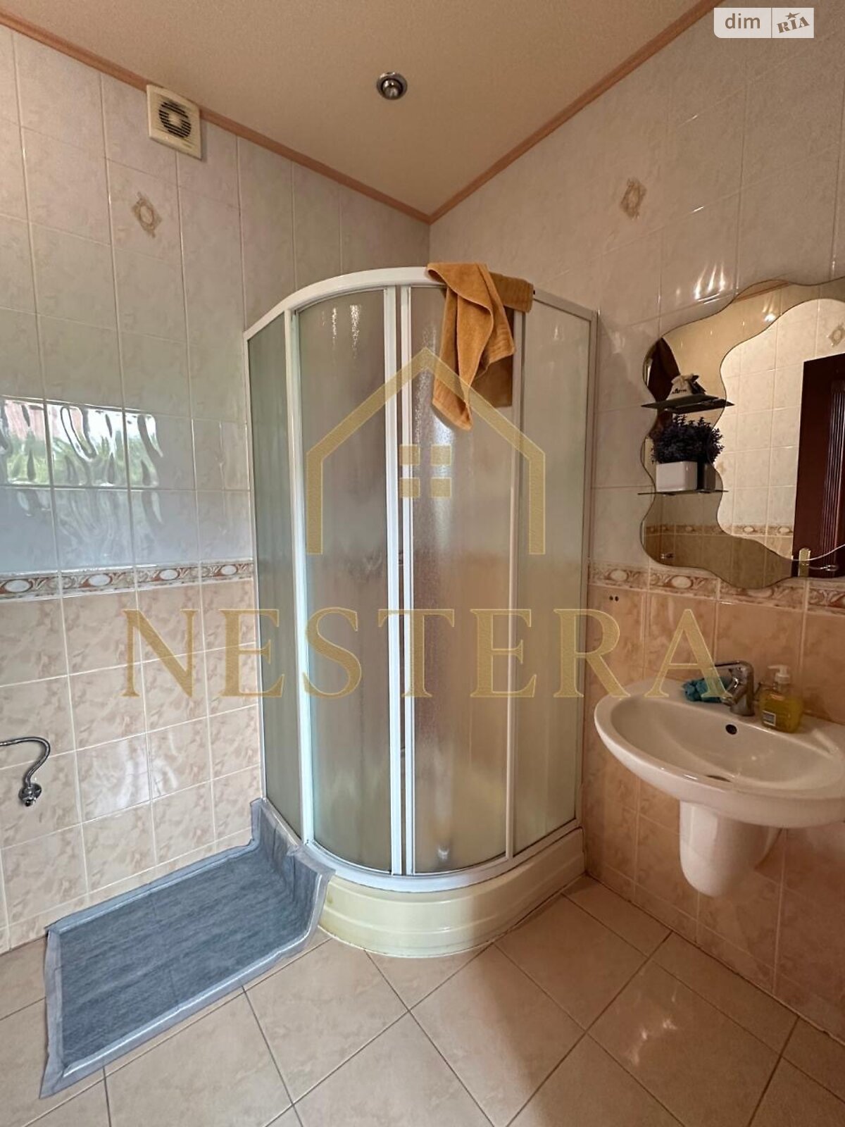 двоповерховий будинок з гаражем, 250 кв. м, цегла. Продаж у Сторожниці фото 1 двоповерховий будинок з гаражем, 250 кв. м, цегла. Продаж у Сторожниці фото 1