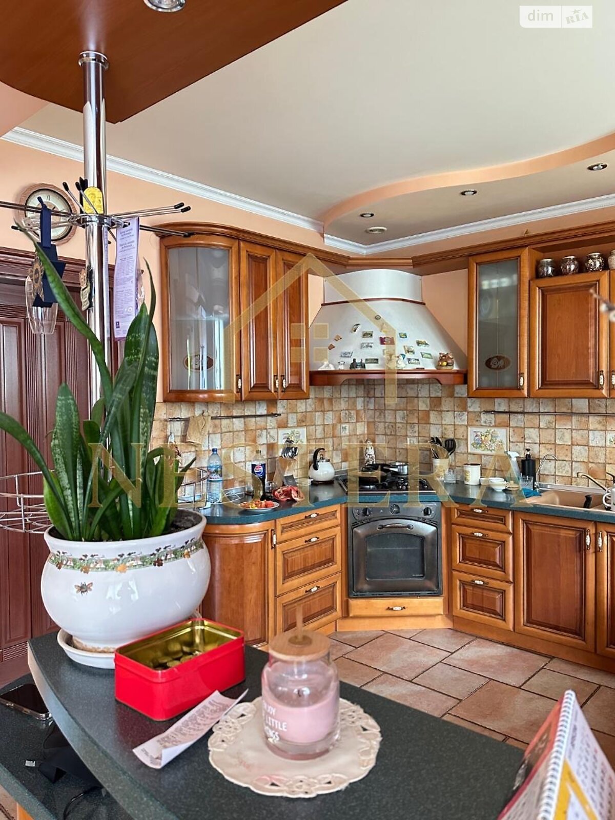 двоповерховий будинок з гаражем, 250 кв. м, цегла. Продаж у Сторожниці фото 1 двоповерховий будинок з гаражем, 250 кв. м, цегла. Продаж у Сторожниці фото 1