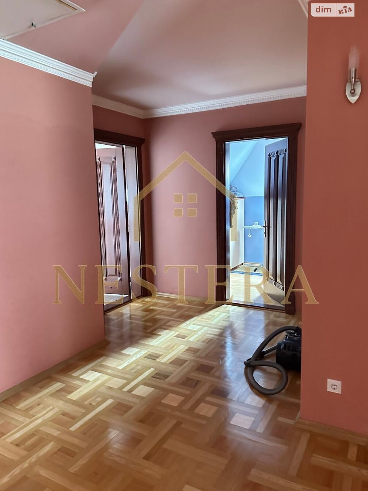 двоповерховий будинок з гаражем, 250 кв. м, цегла. Продаж у Сторожниці фото 1 двоповерховий будинок з гаражем, 250 кв. м, цегла. Продаж у Сторожниці фото 1