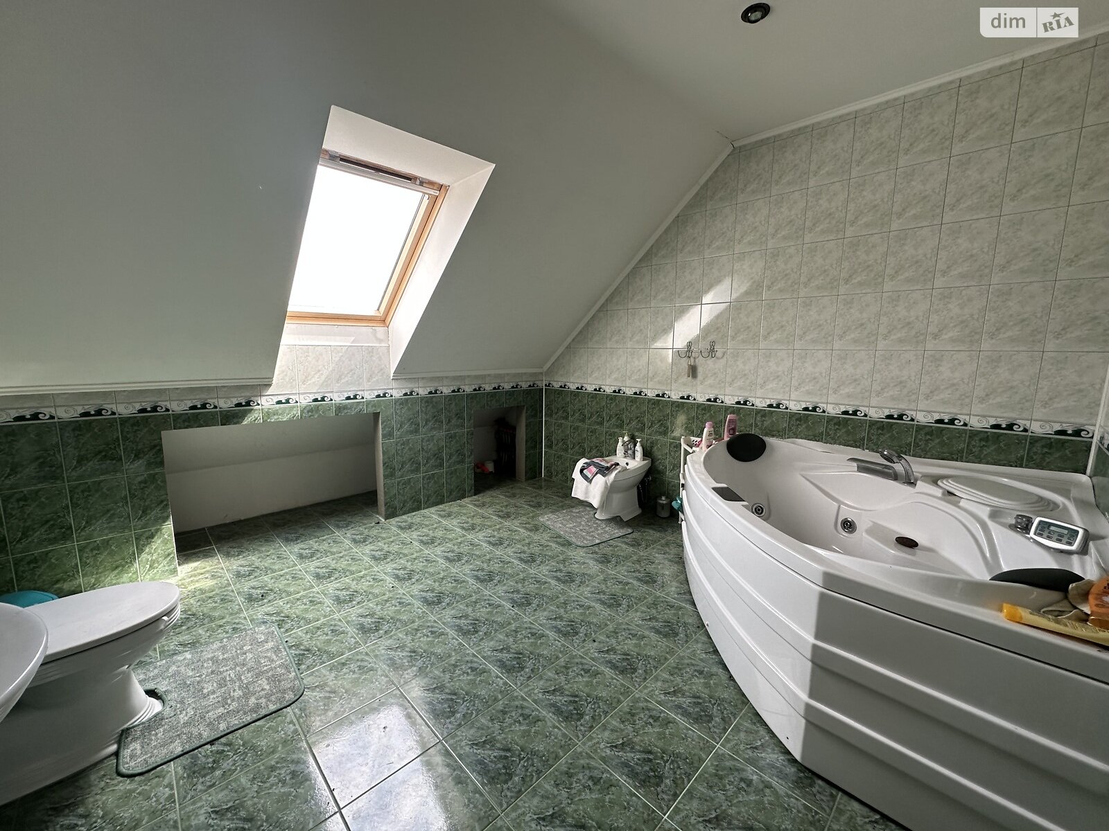 двоповерховий будинок, 364.4 кв. м, цегла. Продаж у Сторожниці фото 1 двоповерховий будинок, 364.4 кв. м, цегла. Продаж у Сторожниці фото 1