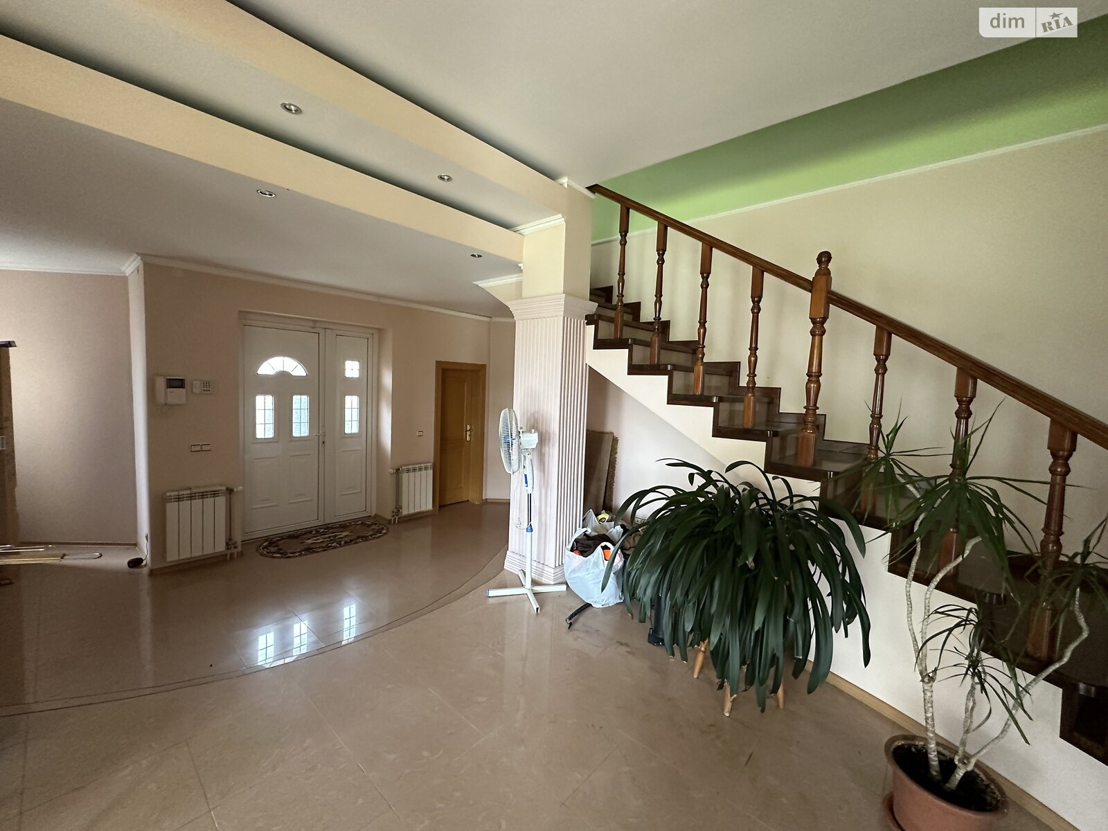 двоповерховий будинок, 364.4 кв. м, цегла. Продаж у Сторожниці фото 1 двоповерховий будинок, 364.4 кв. м, цегла. Продаж у Сторожниці фото 1