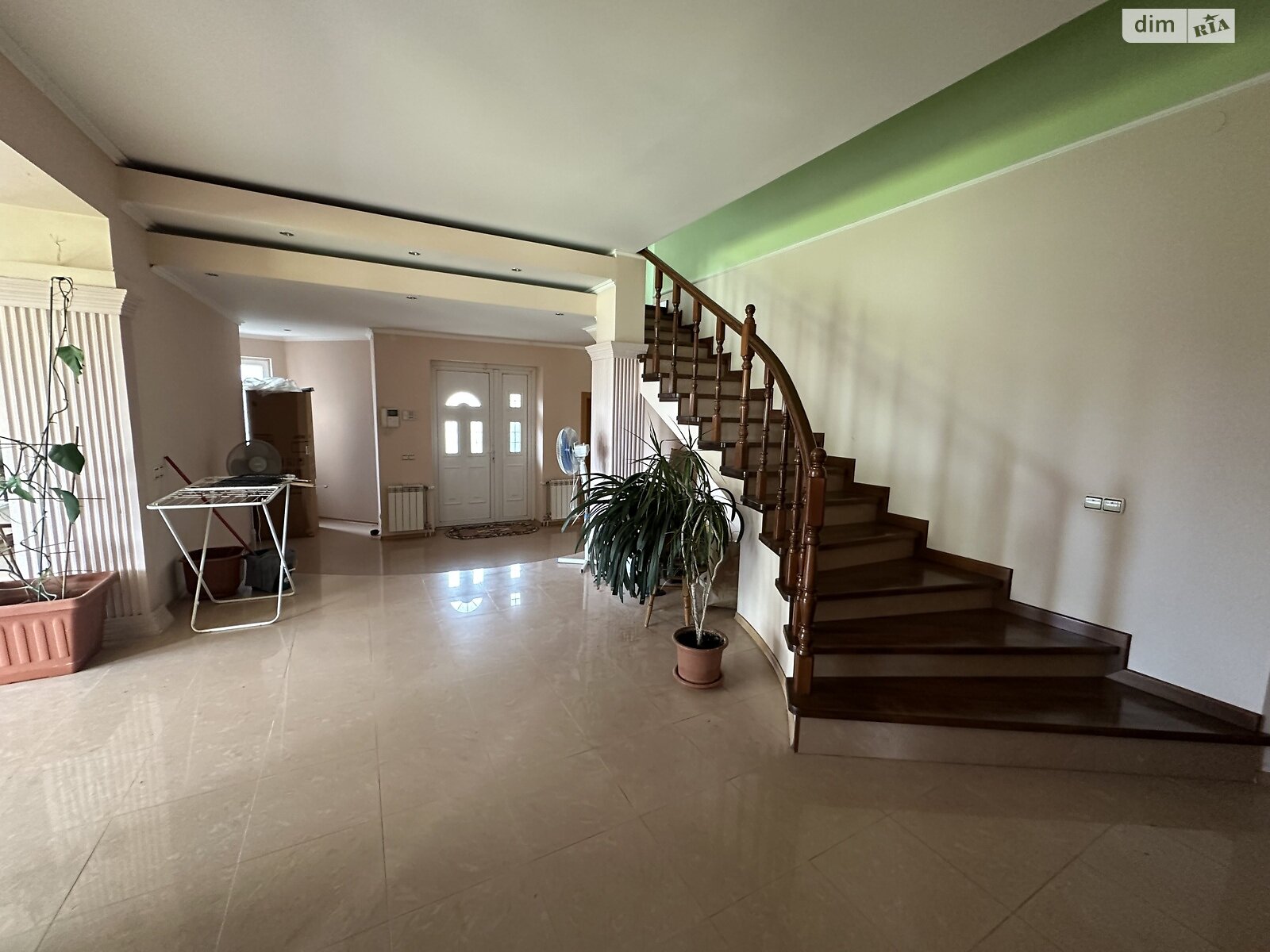 двоповерховий будинок, 364.4 кв. м, цегла. Продаж у Сторожниці фото 1 двоповерховий будинок, 364.4 кв. м, цегла. Продаж у Сторожниці фото 1