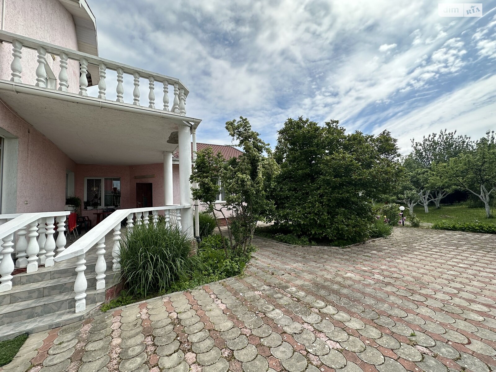 двоповерховий будинок, 364.4 кв. м, цегла. Продаж у Сторожниці фото 1 двоповерховий будинок, 364.4 кв. м, цегла. Продаж у Сторожниці фото 1