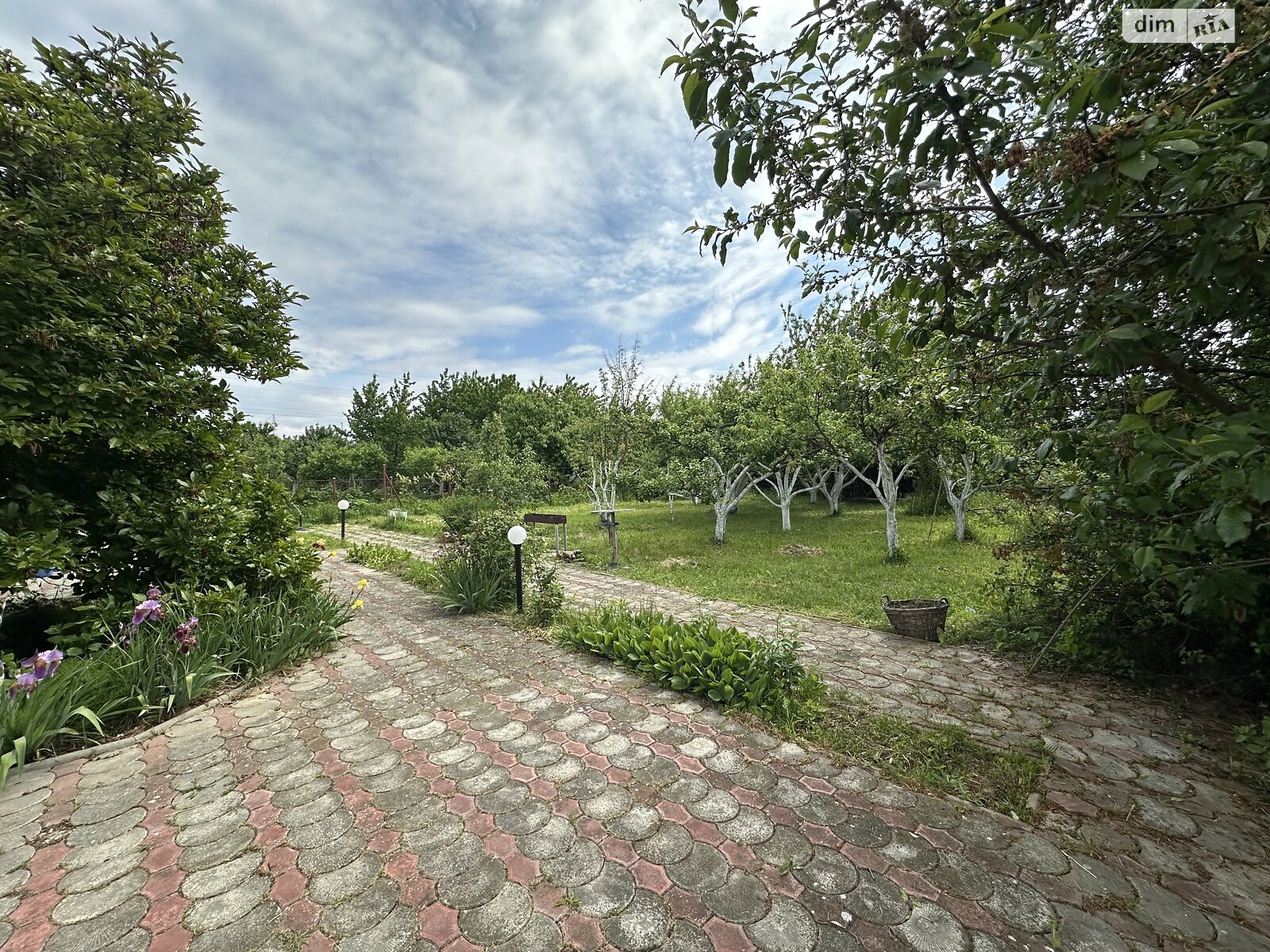 двоповерховий будинок, 364.4 кв. м, цегла. Продаж у Сторожниці фото 1 двоповерховий будинок, 364.4 кв. м, цегла. Продаж у Сторожниці фото 1