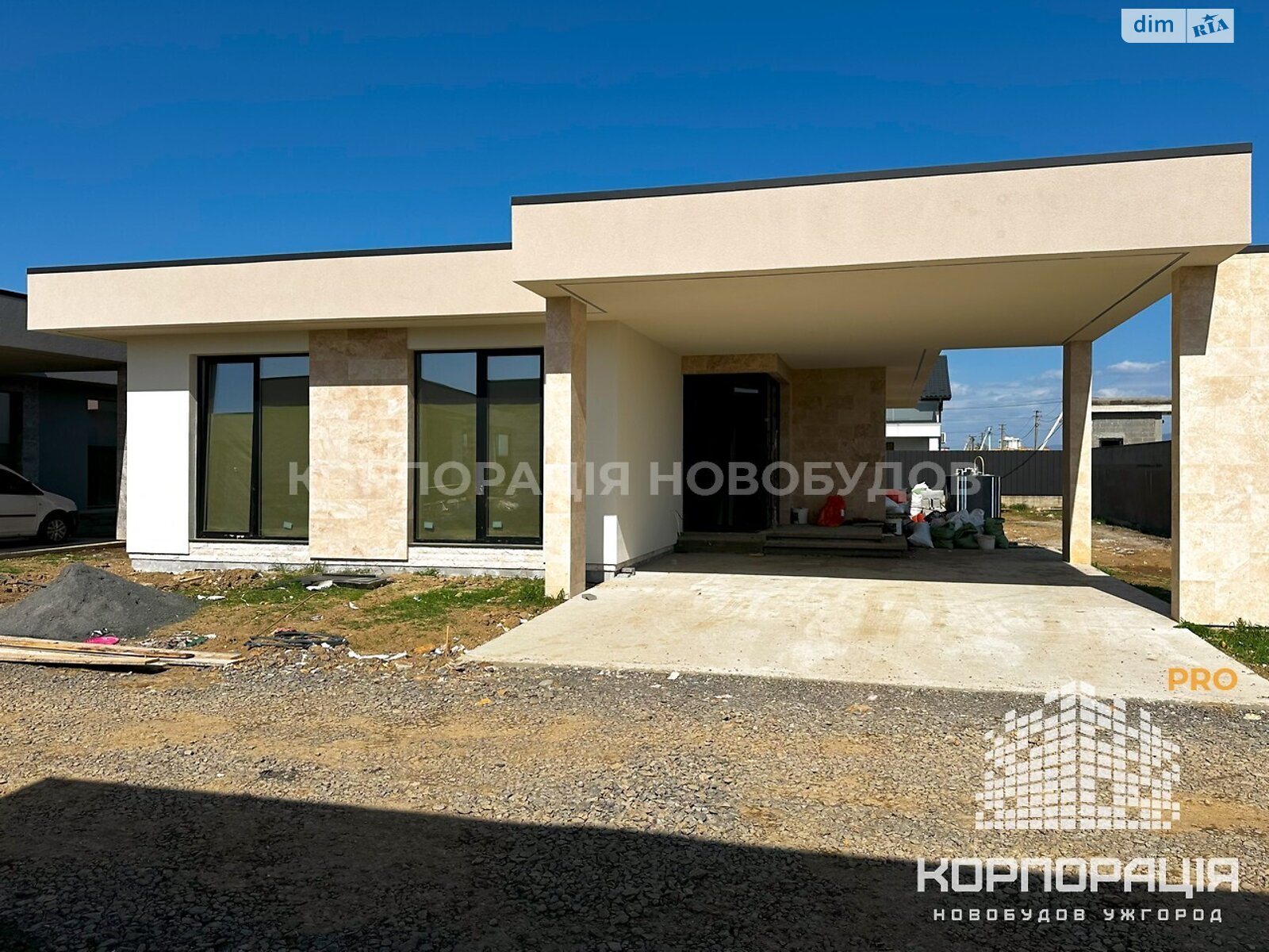 одноэтажный дом с отоплением, 138.3 кв. м, кирпич. Продажа в Сторожнице фото 1 одноэтажный дом с отоплением, 138.3 кв. м, кирпич. Продажа в Сторожнице фото 1